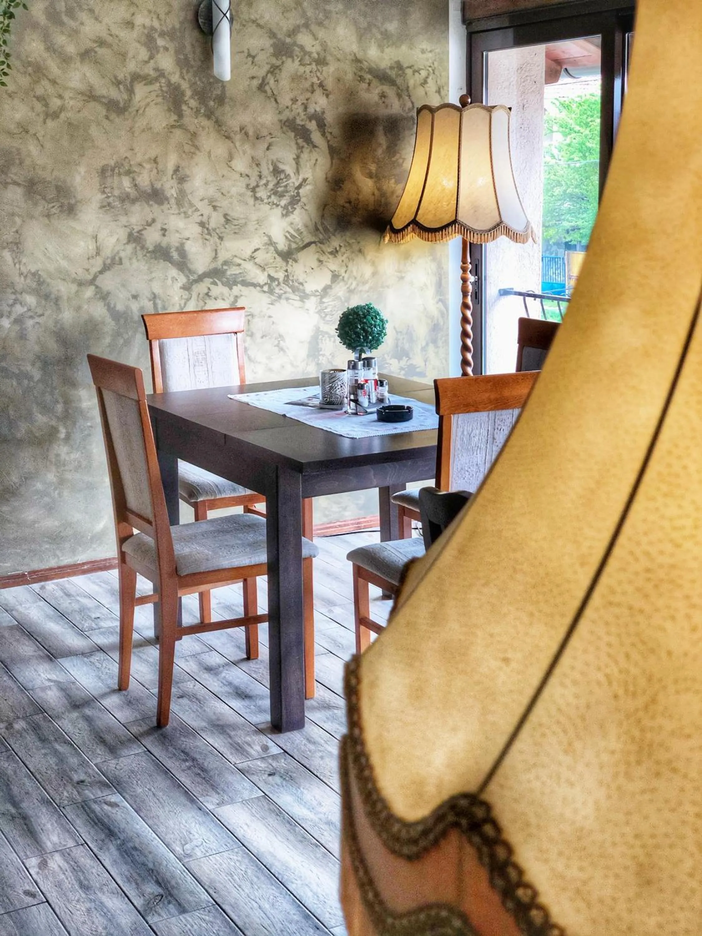 Seating area in TEPIĆ Garni Hotel