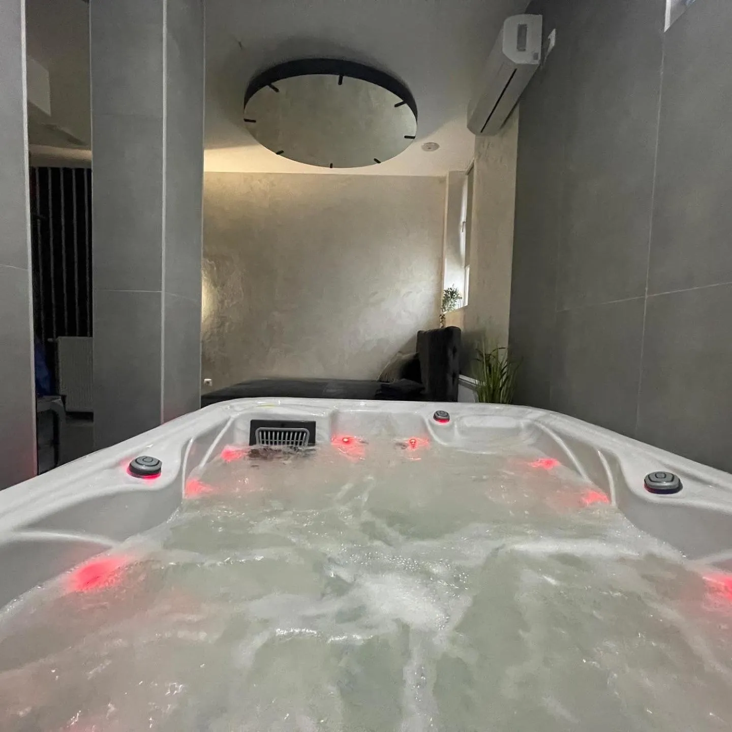 Hot Tub in TEPIĆ Garni Hotel