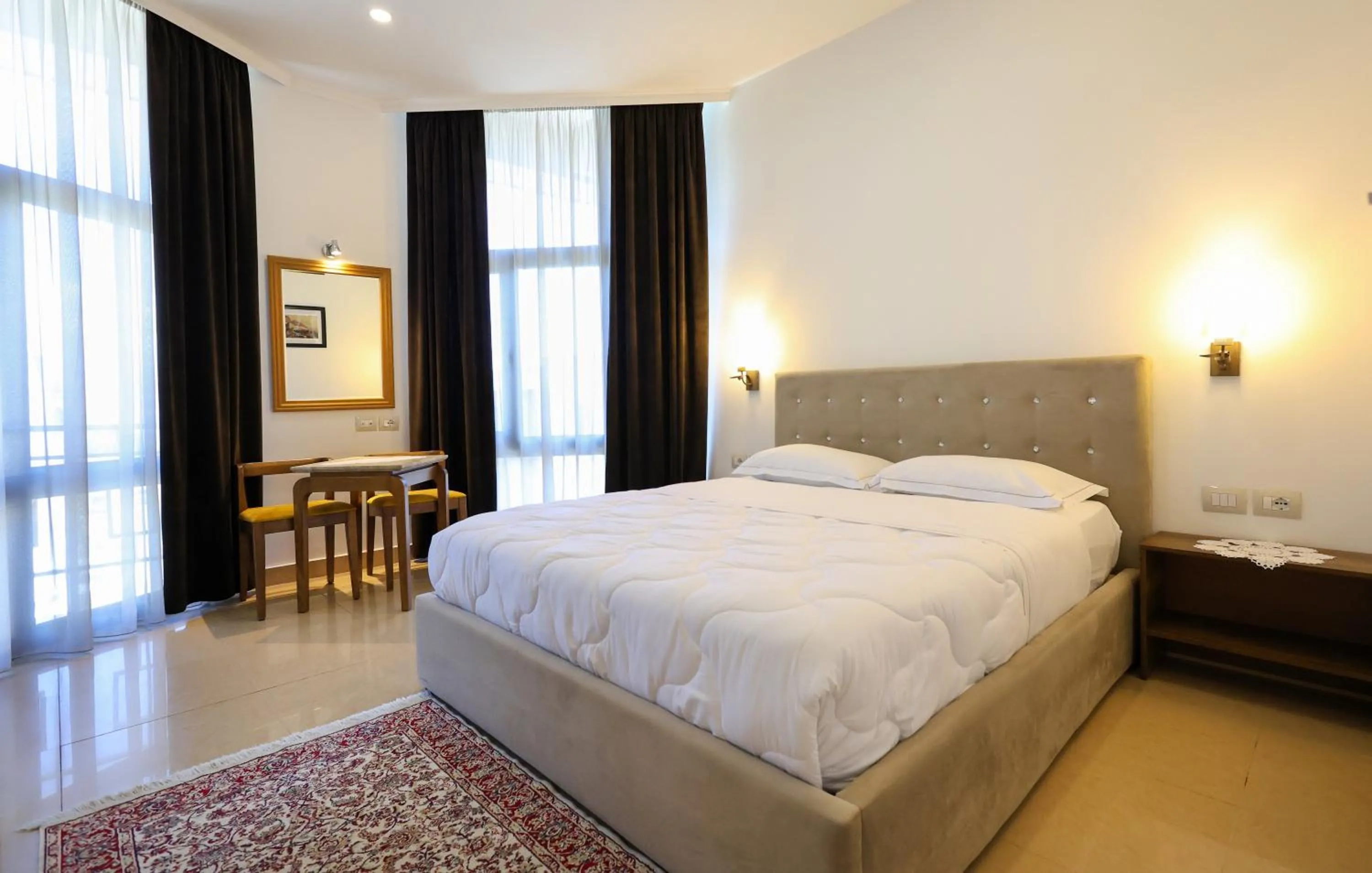 Bedroom, Bed in Hotel Republika Berat