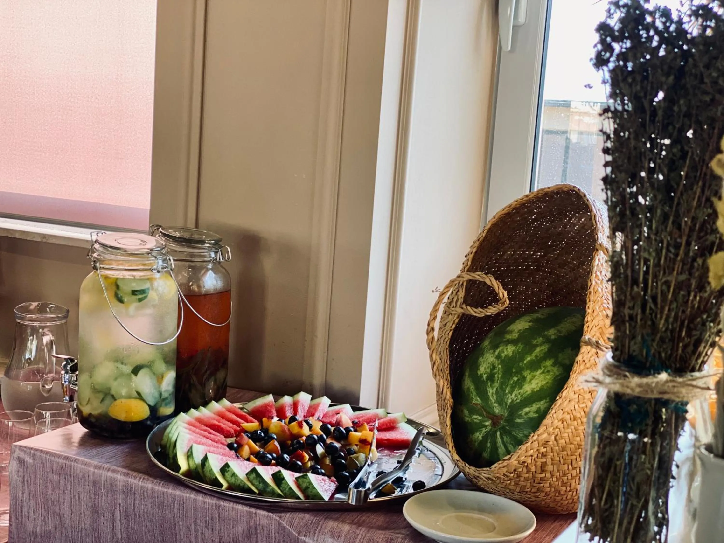 Food and drinks in Hotel Republika Berat