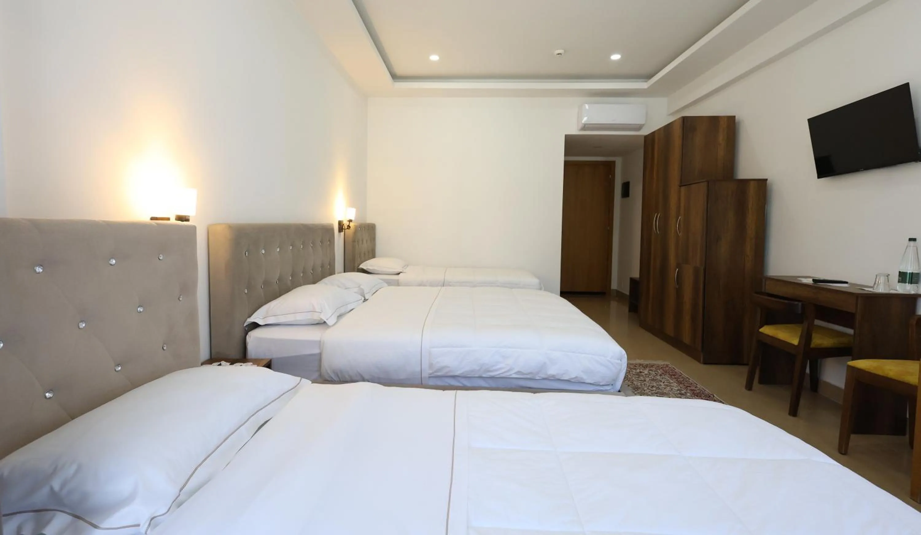 Bed in Hotel Republika Berat