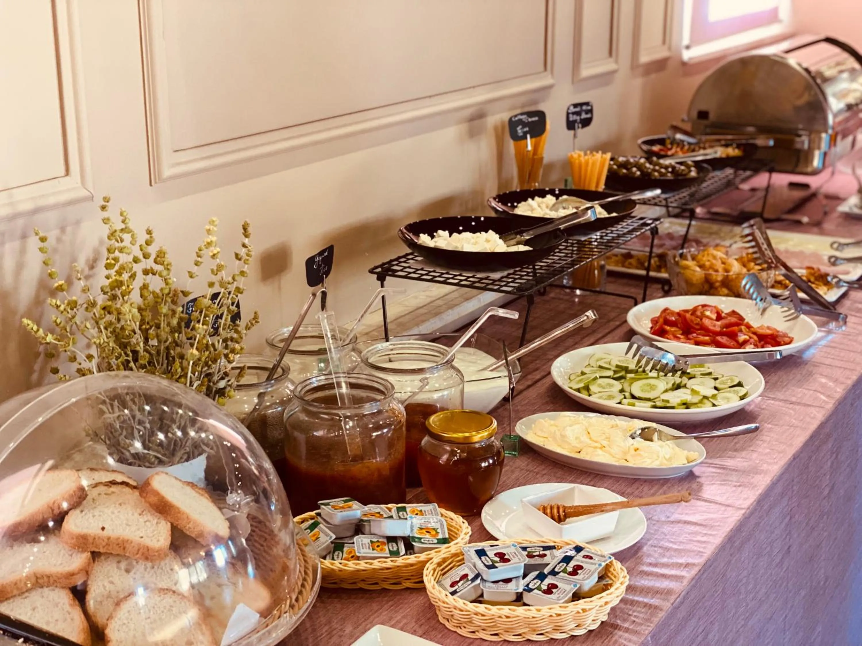 Food in Hotel Republika Berat