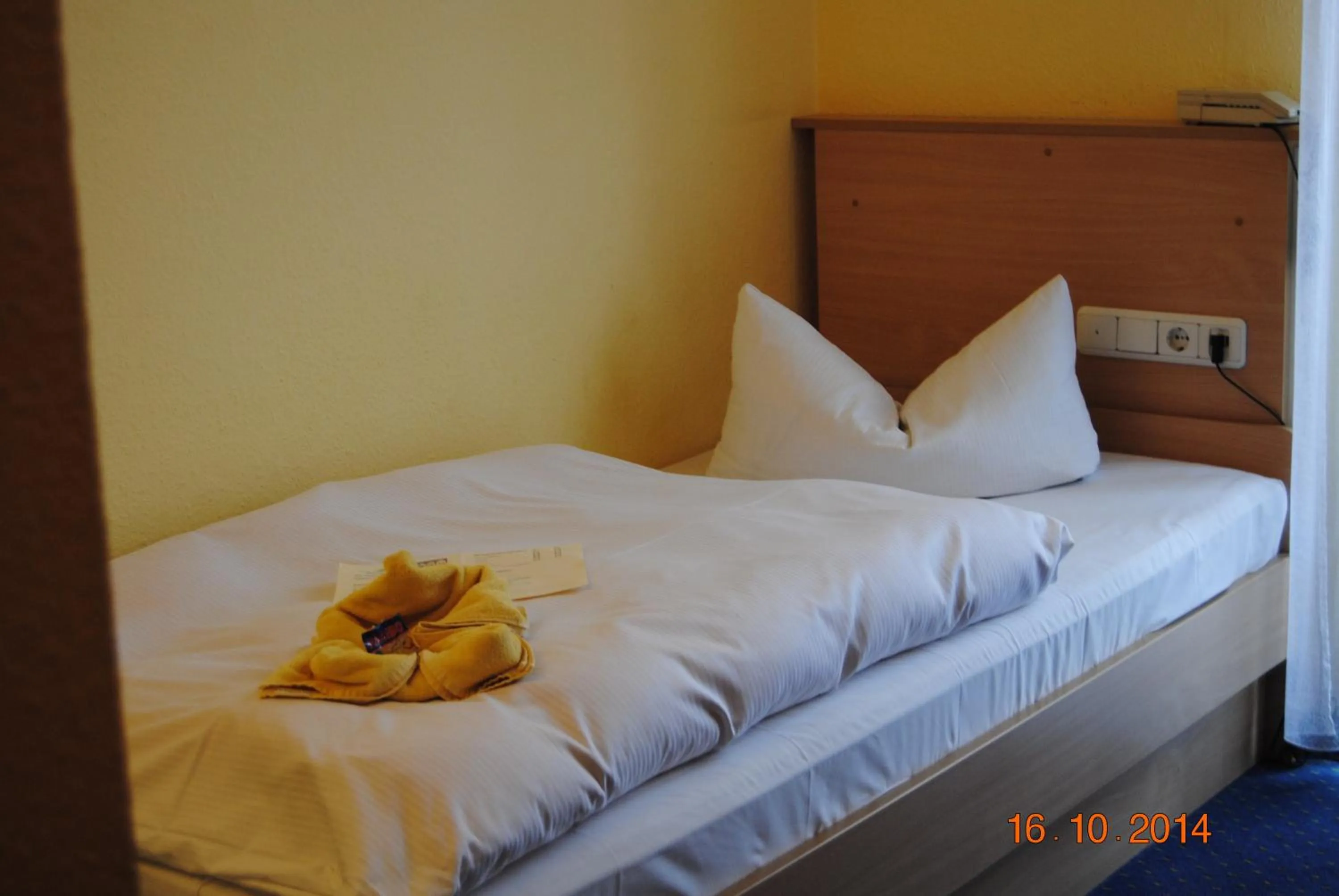 Bedroom, Bed in Hotel Stadt Spremberg