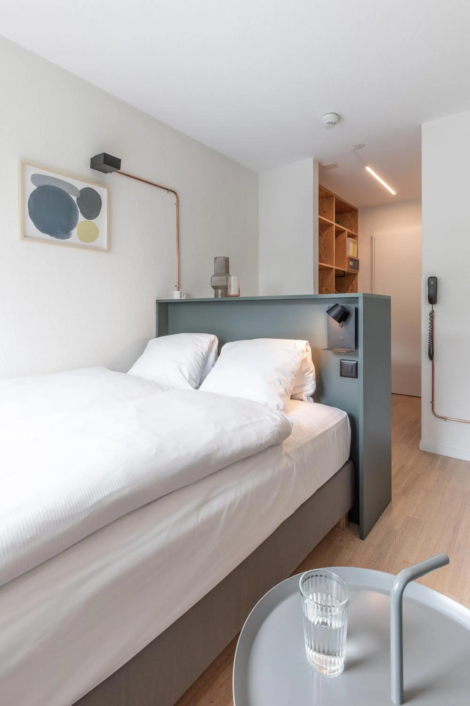 Bed in Alpenblick Bern - kind of a hotel