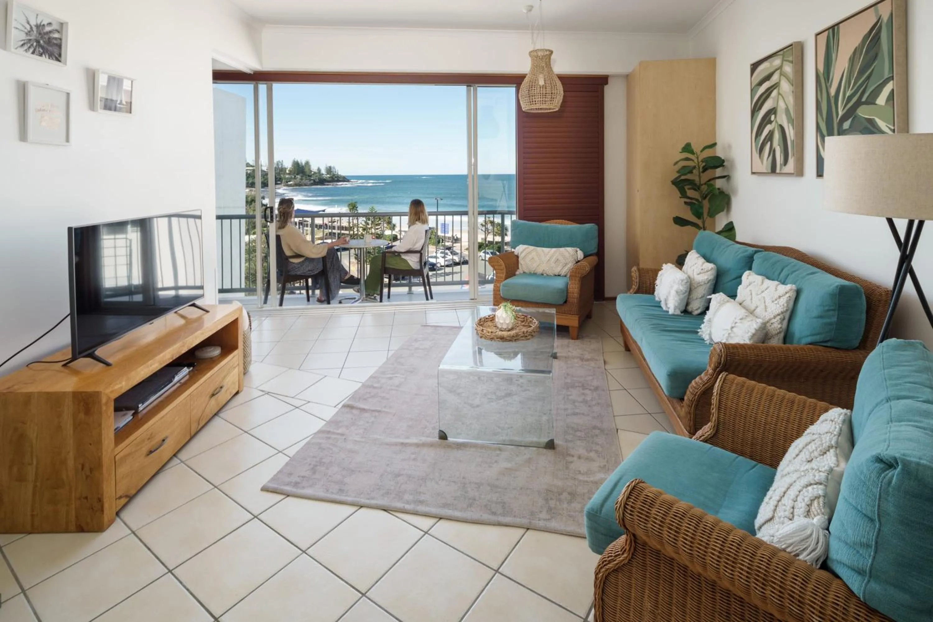 Kings Beach Top Floor Unit With Private Rooftop