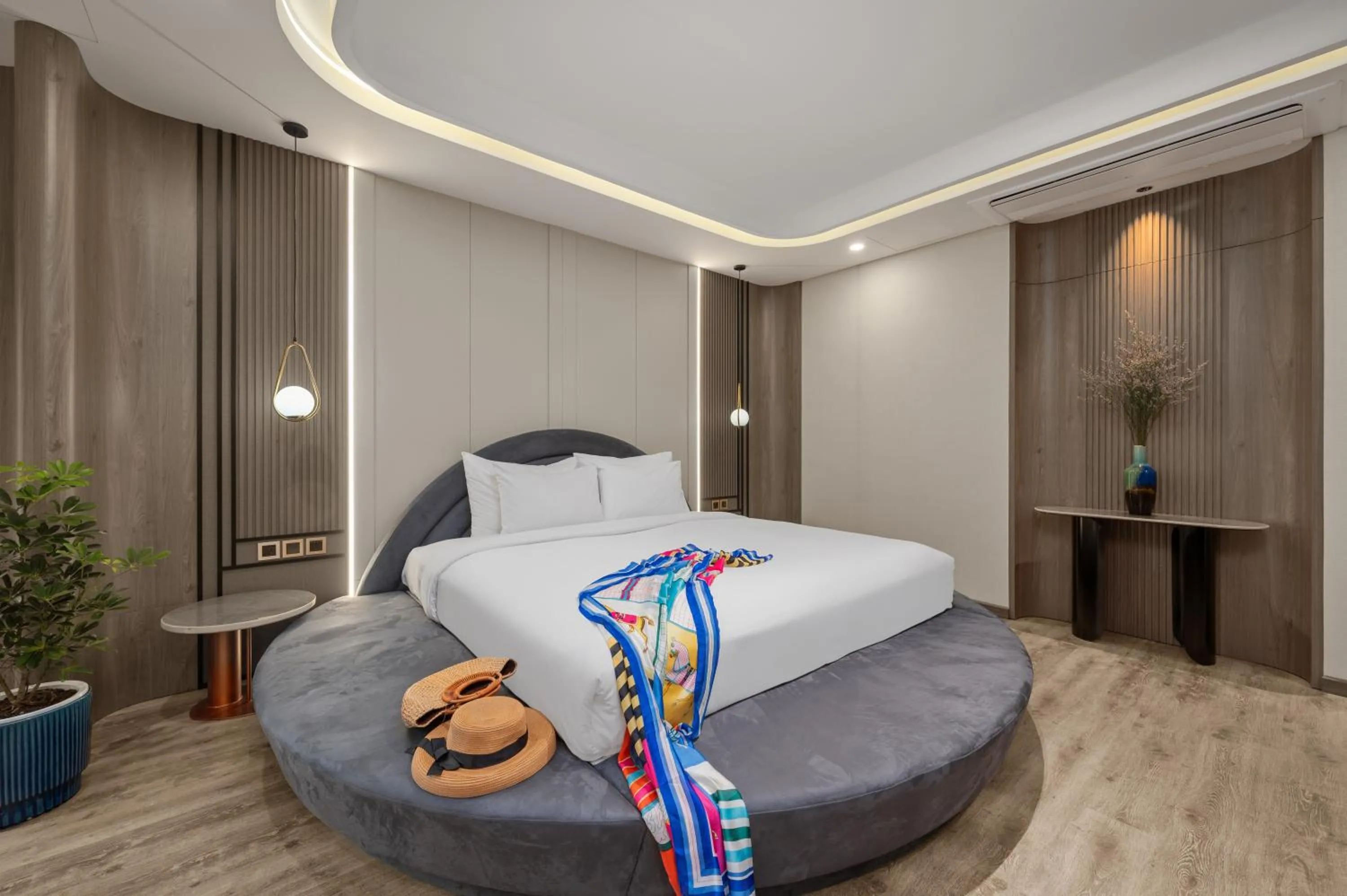 Bedroom, Bed in Chi House Danang Hotel and Apartment