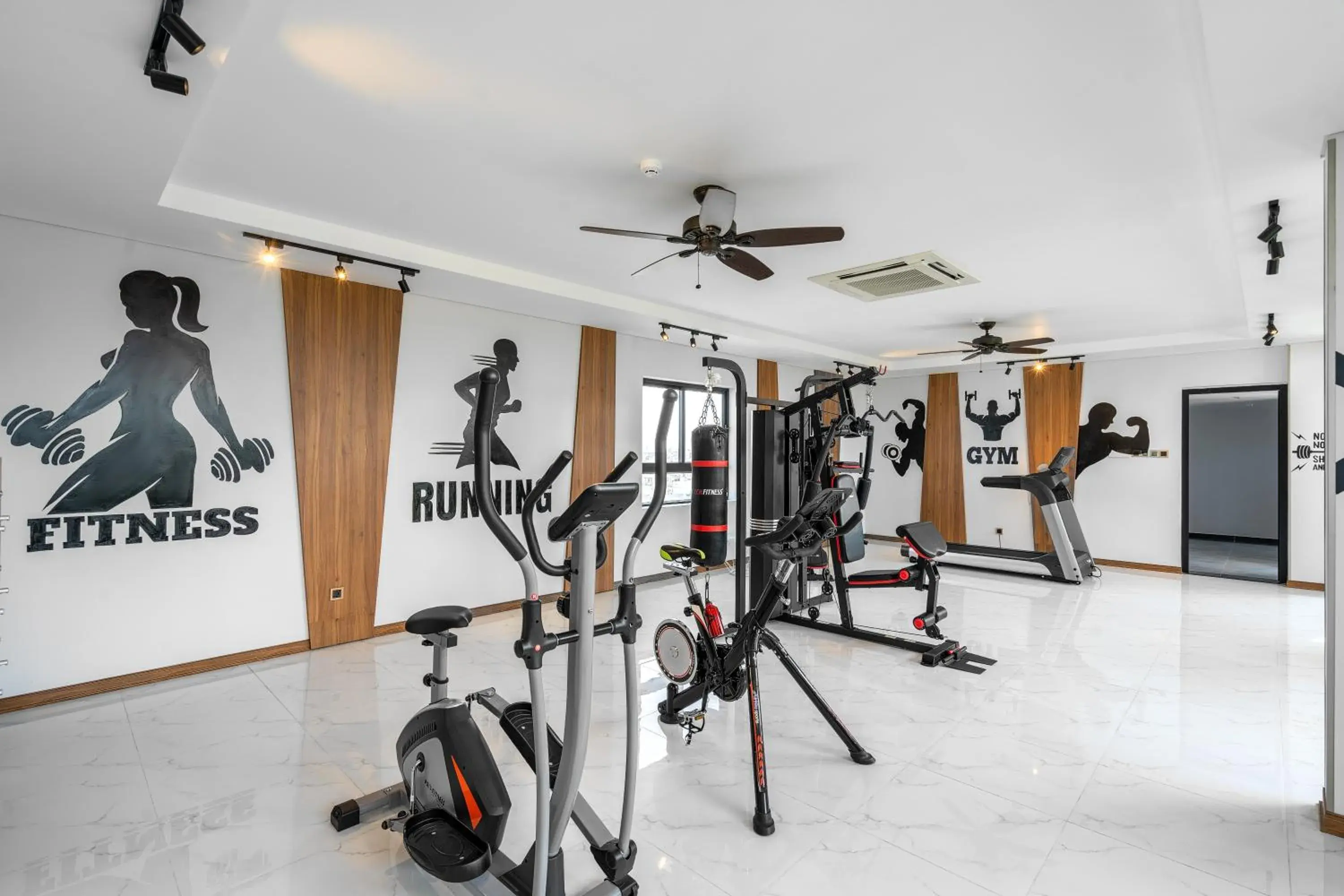 Fitness centre/facilities in Chi House Danang Hotel and Apartment Fitness centre/facilities in Chi House Danang Hotel and Apartment
