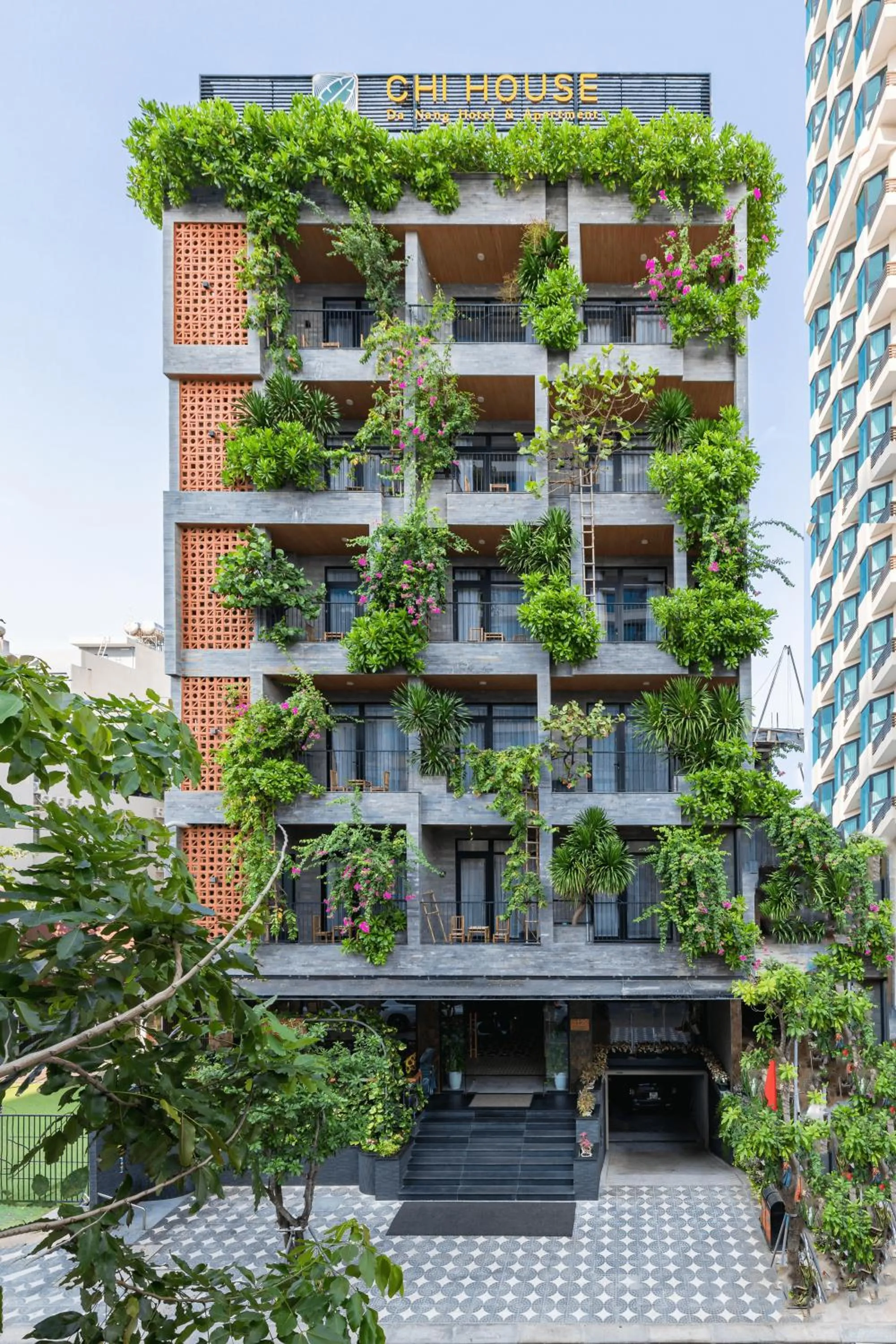 Property building in Chi House Danang Hotel and Apartment