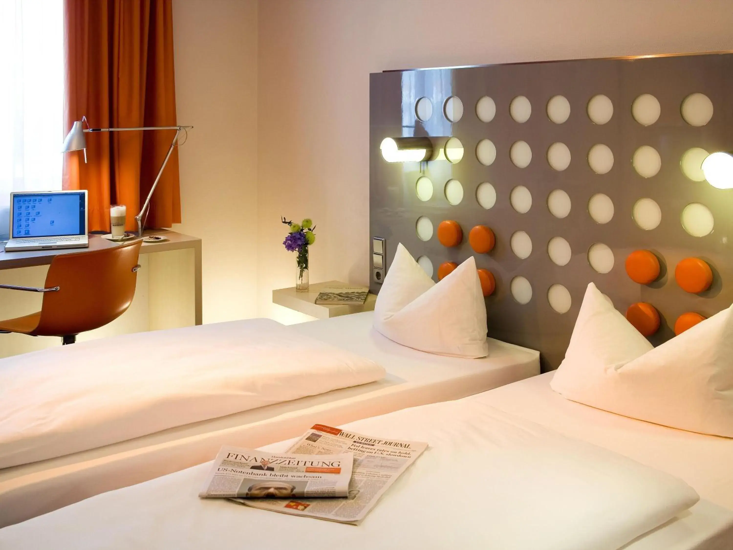 Bedroom, Bed in Mercure Neu-Isenburg Bedroom, Bed in Mercure Neu-Isenburg