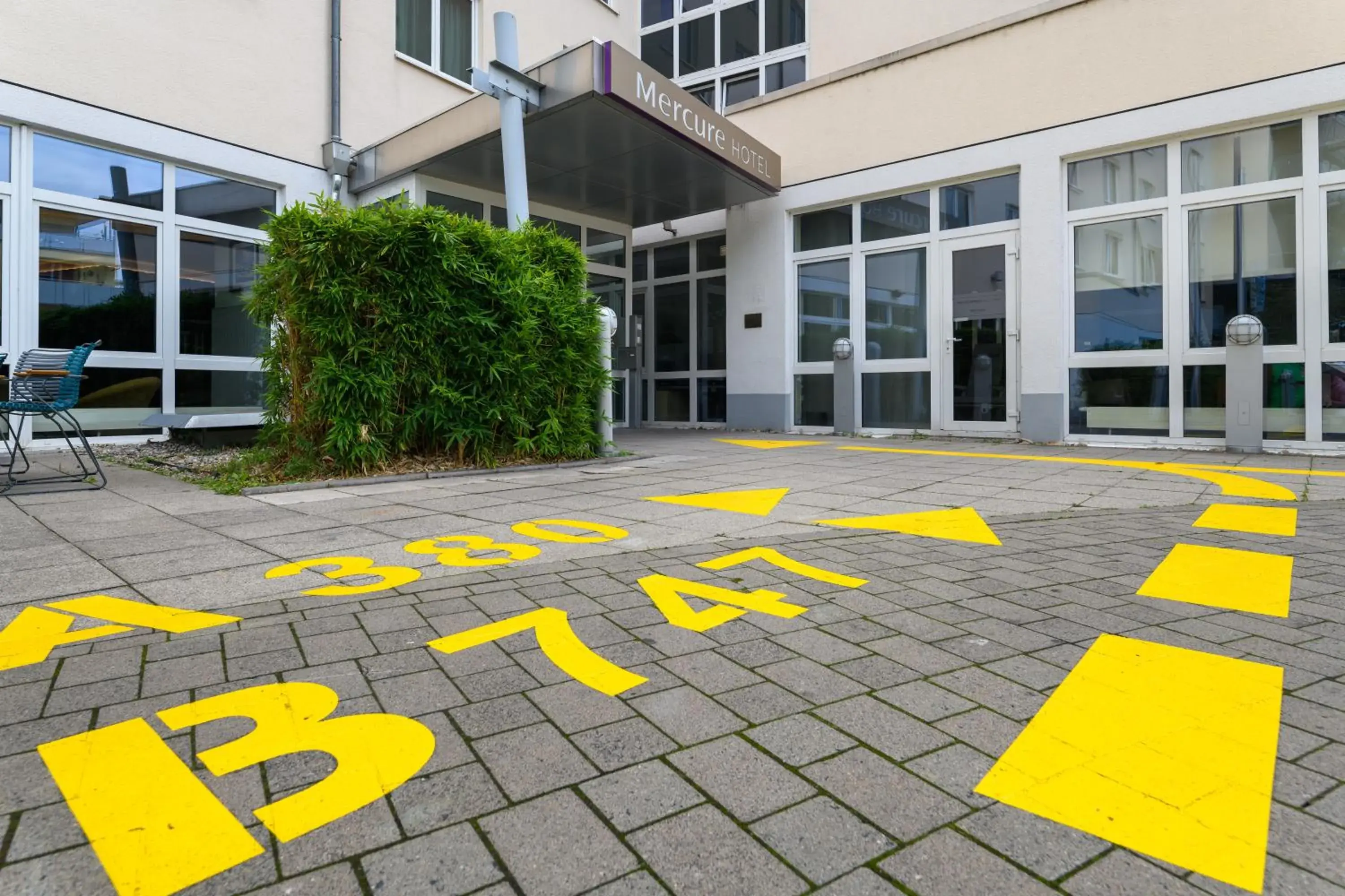 Property building in Mercure Neu-Isenburg Property building in Mercure Neu-Isenburg