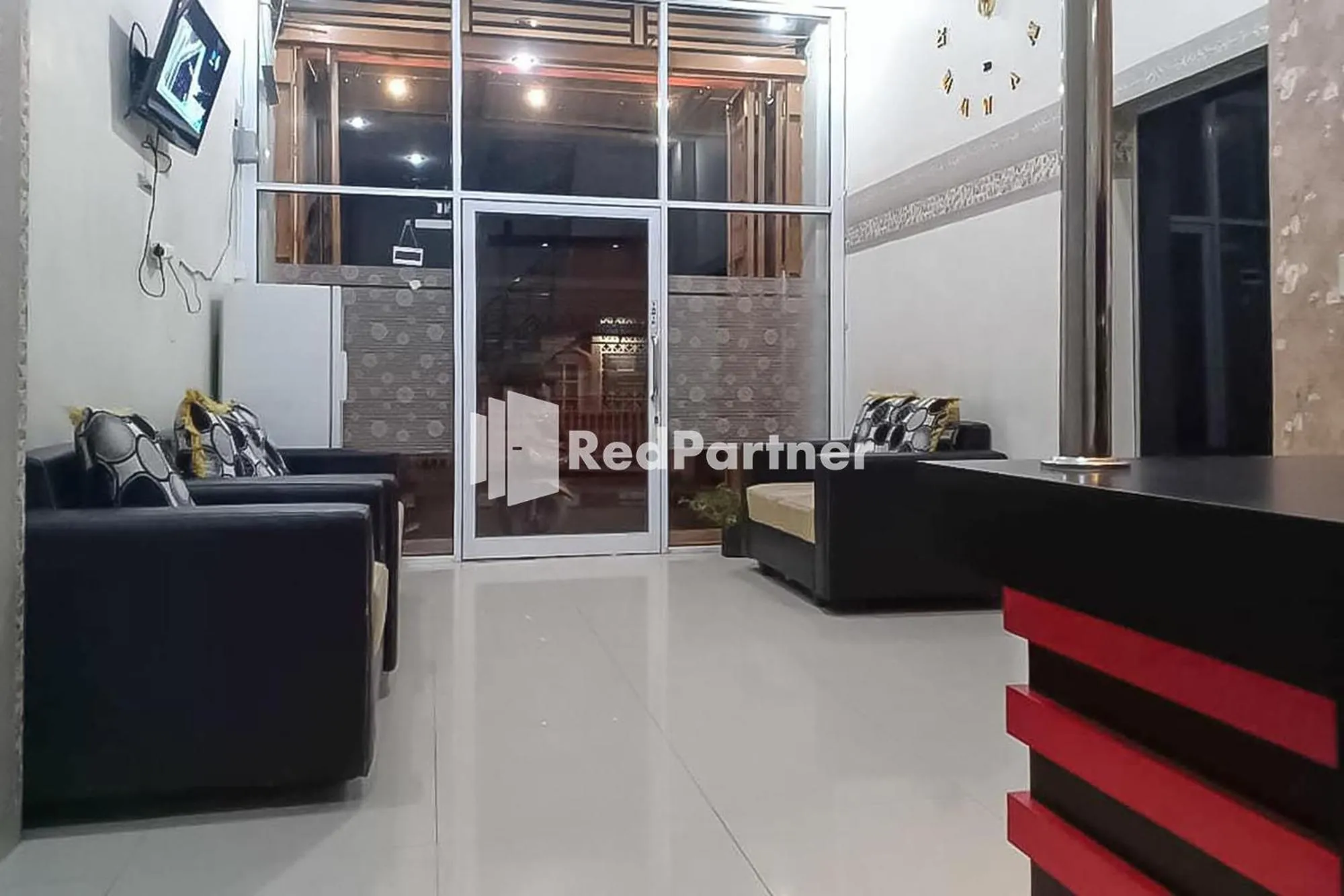 Hotel Dheadita Syariah Sungai Penuh Mitra RedDoorz