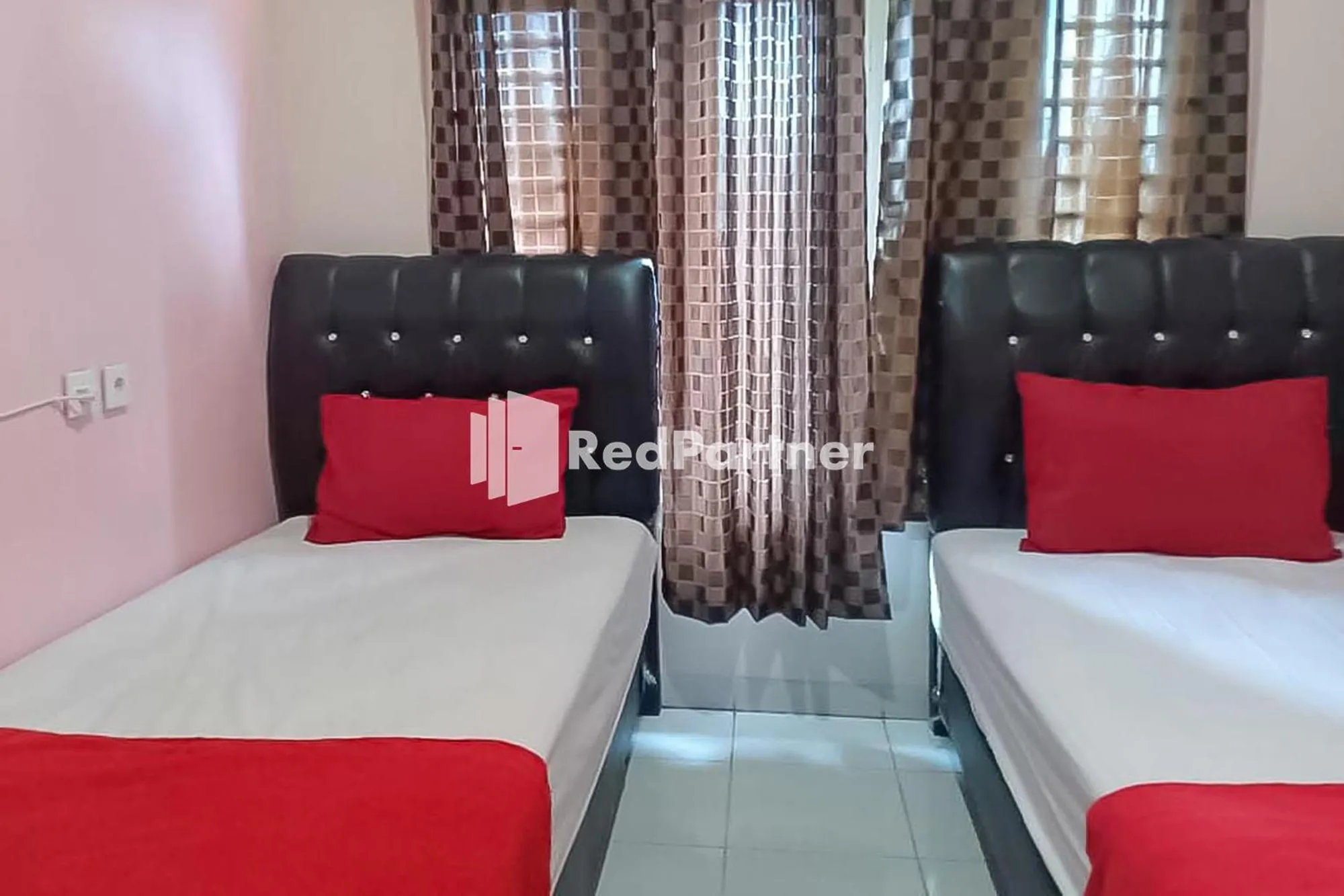 Bed in Hotel Dheadita Syariah Sungai Penuh Mitra RedDoorz