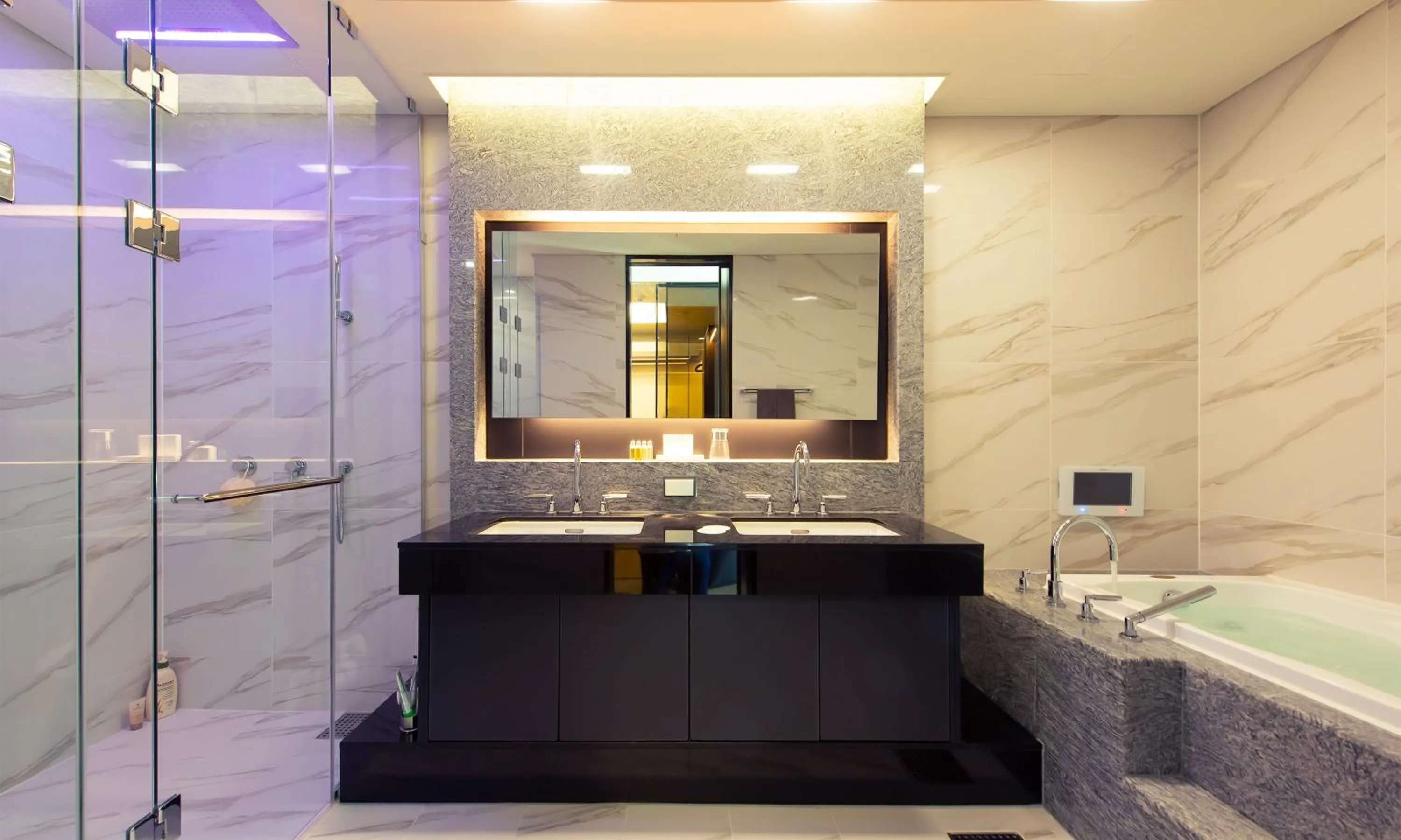 Bathroom in LCT Residence