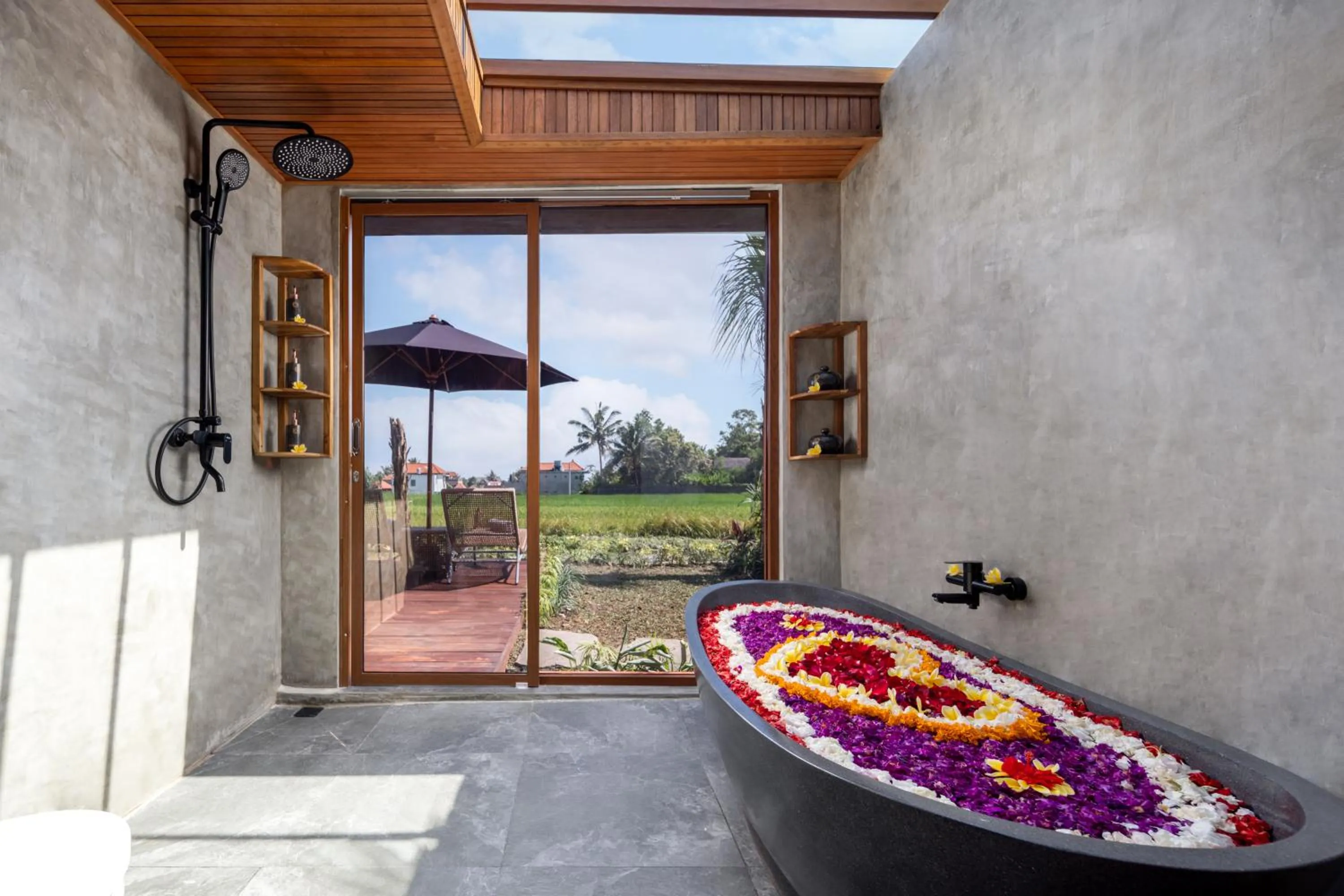 Day in Lasamana Villas Ubud by GenuineHost