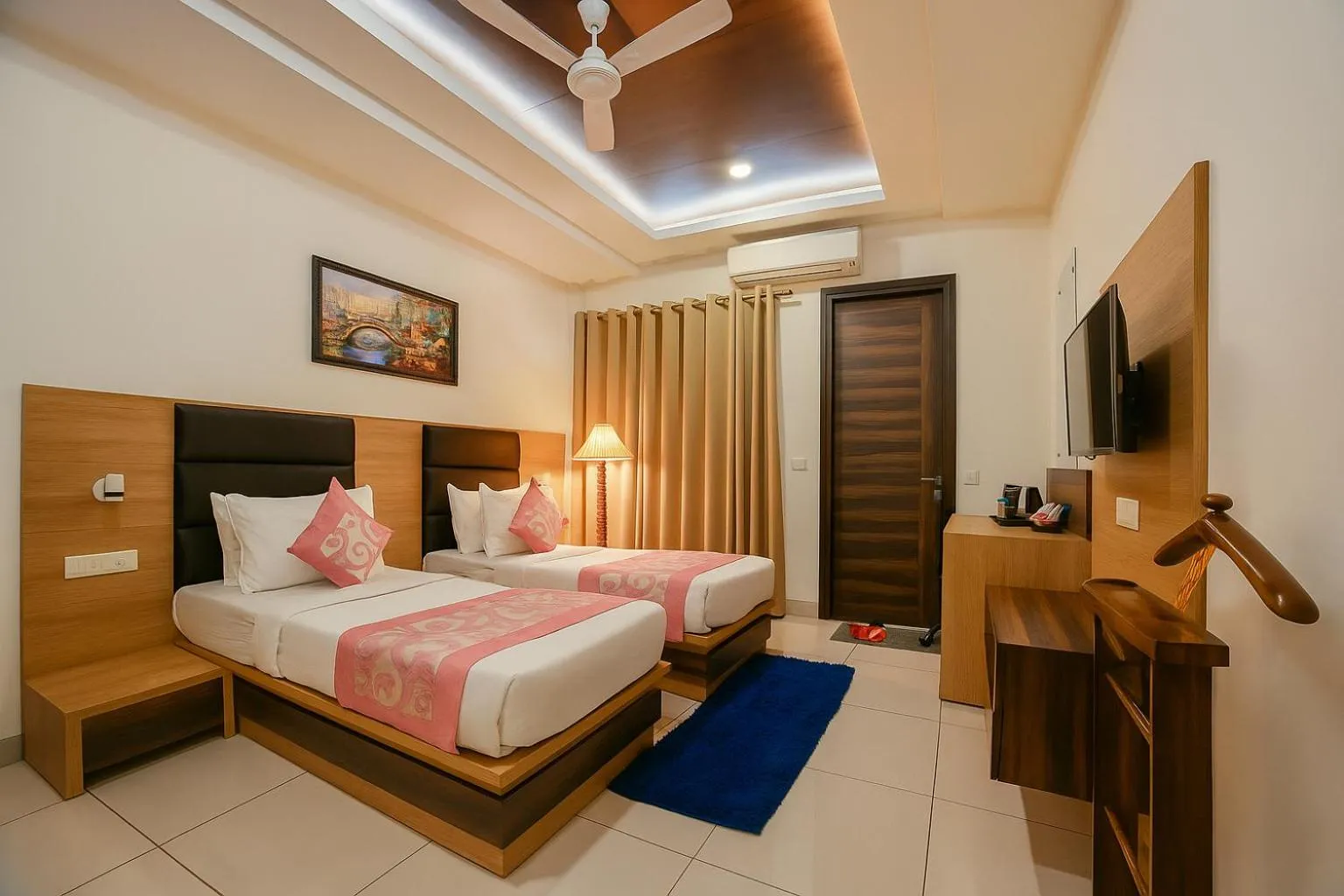 Bed in Hotel Grand Regency by JMD Group Near Delhi IGI Airport