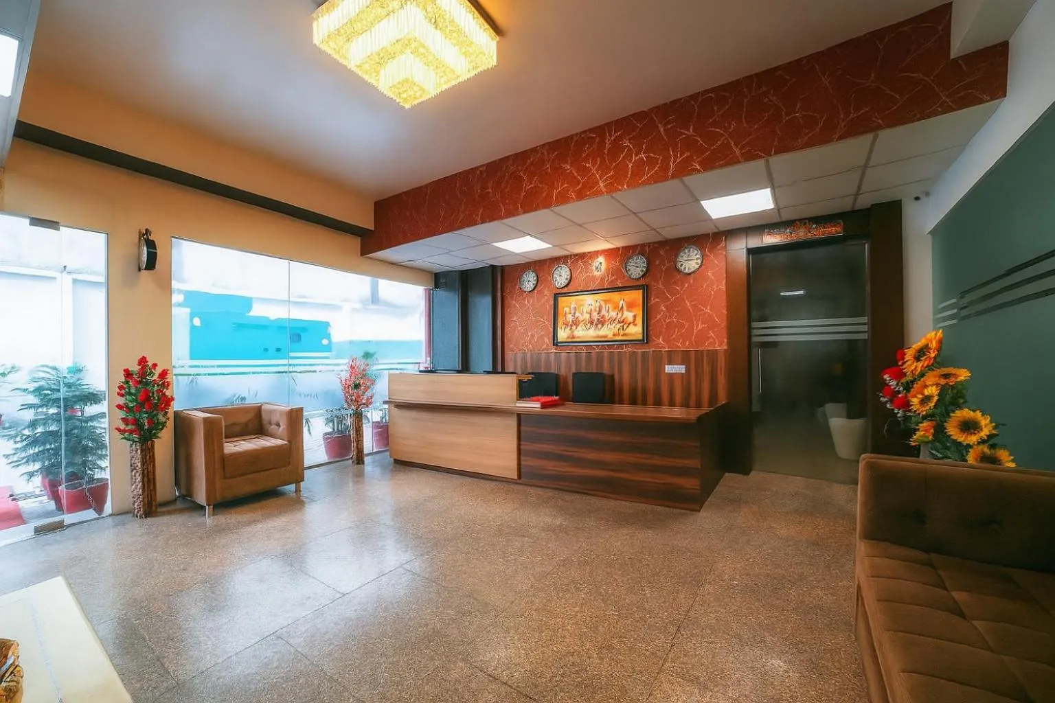Lobby or reception in Hotel Grand Regency by JMD Group Near Delhi IGI Airport
