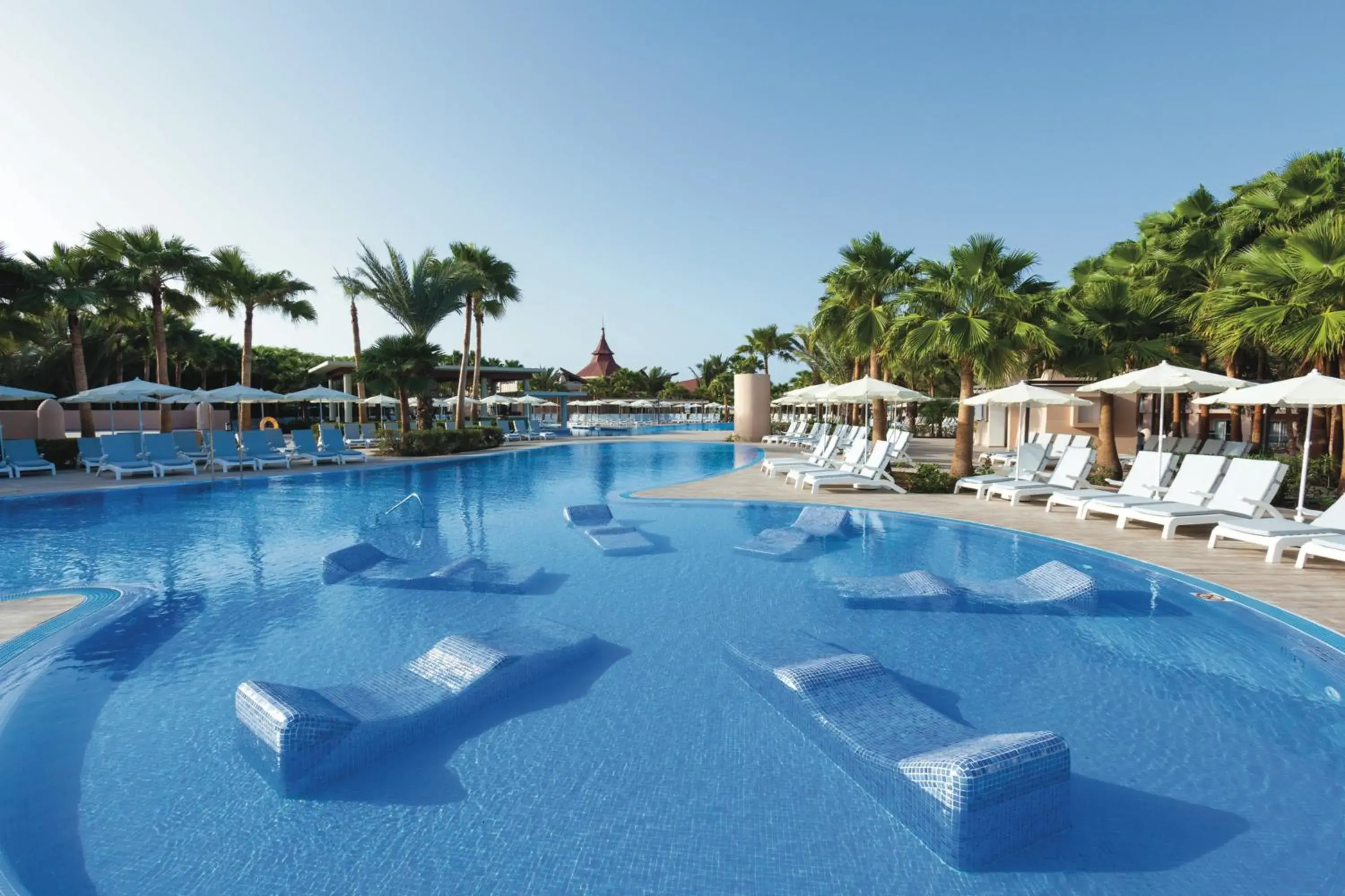Swimming pool in Hotel Riu Cabo Verde - Adults Only - All Inclusive Swimming pool in Hotel Riu Cabo Verde - Adults Only - All Inclusive