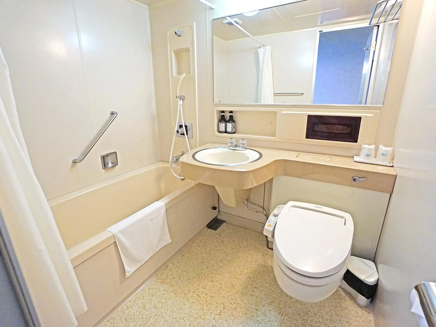 Bathroom in Hotel Area One Ise Inter