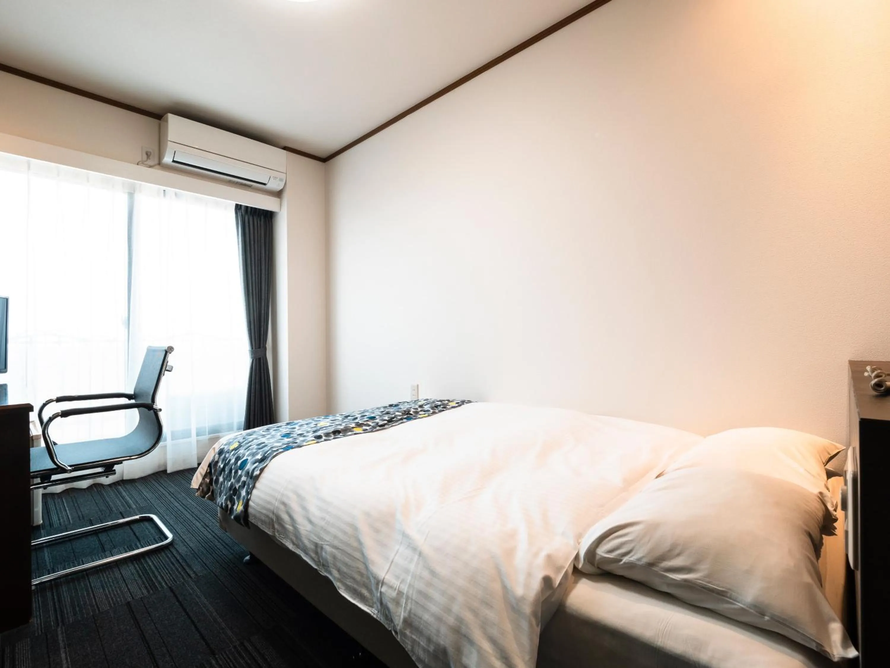 Photo of the whole room, Bed in Hotel Area One Ise Inter