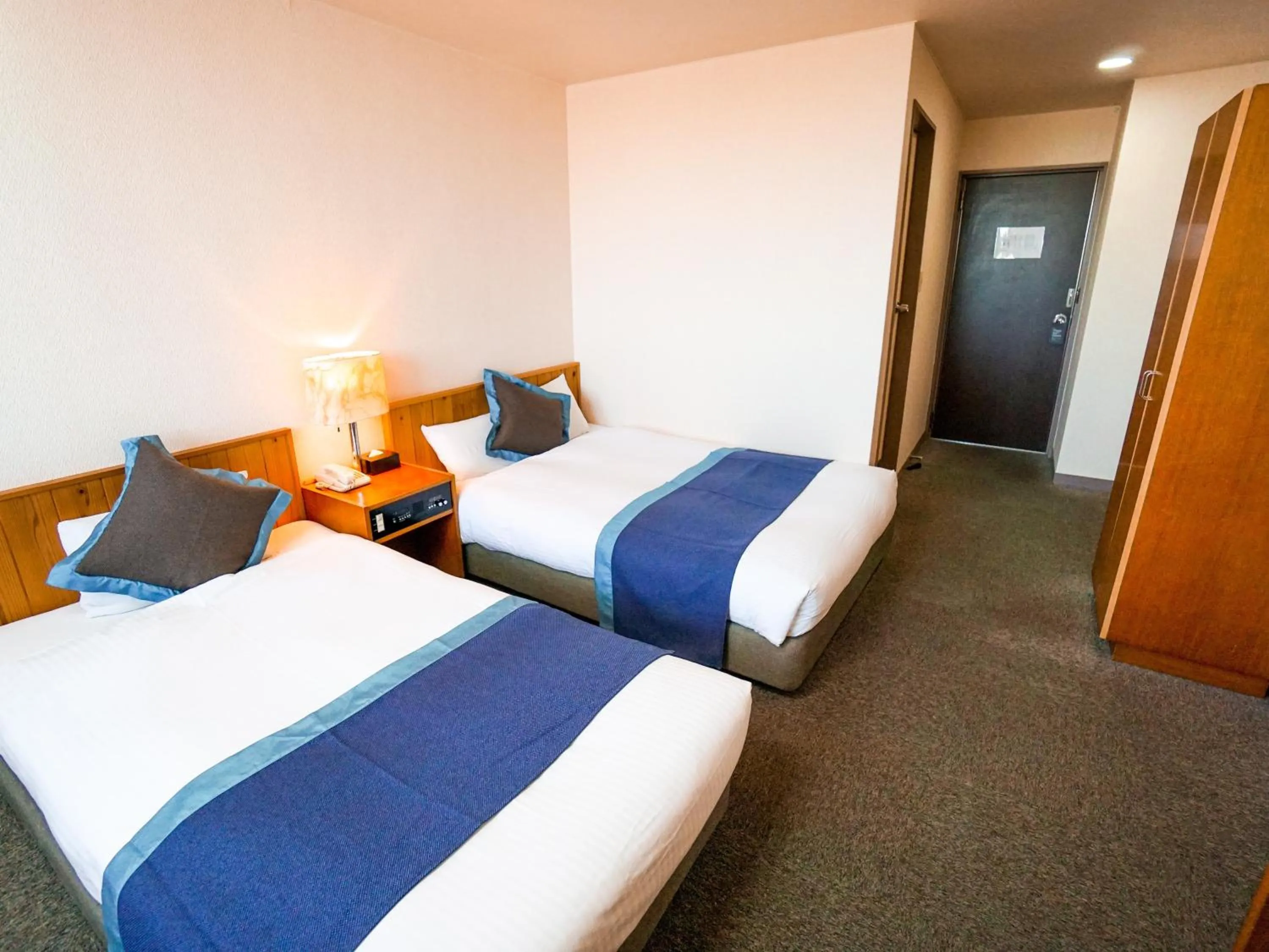 Photo of the whole room, Bed in Hotel Area One Ise Inter