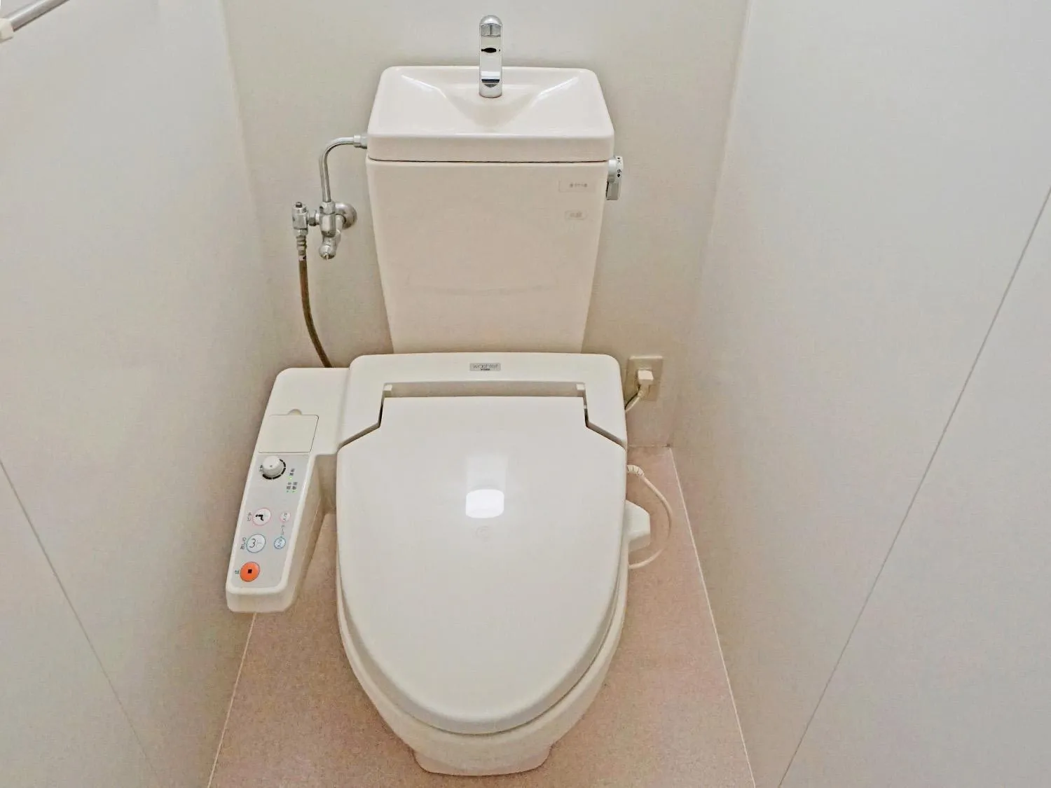 Toilet in Hotel Area One Ise Inter