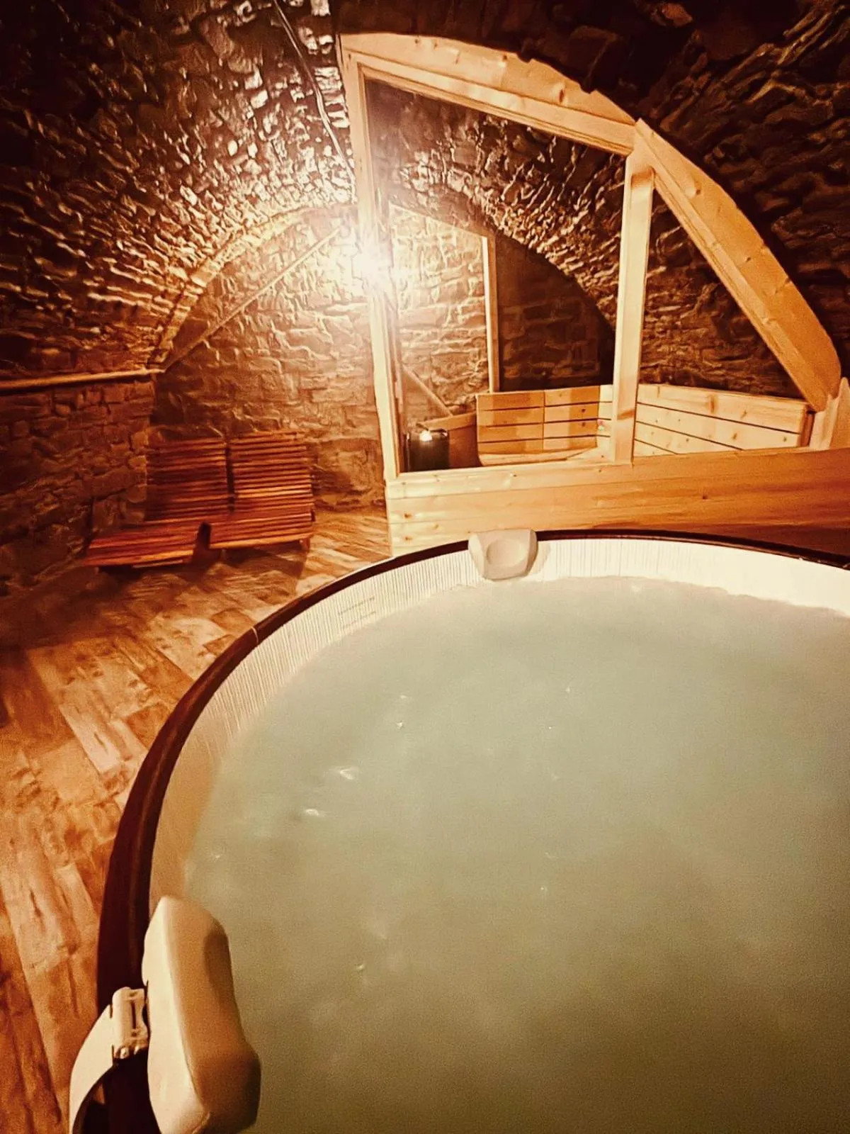 Hot Tub in Apartmány Alexander