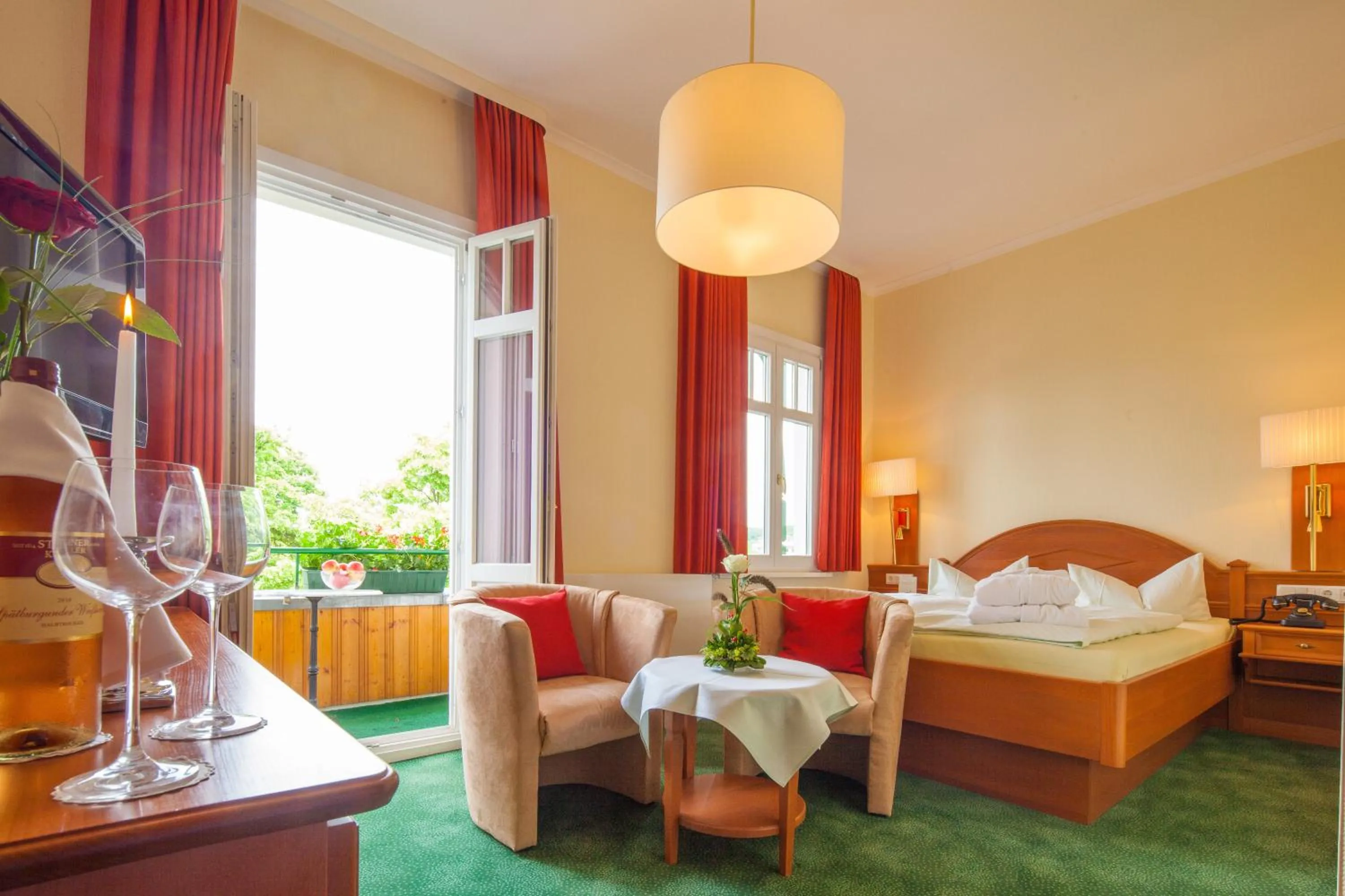 Photo of the whole room, Bed in Hotel Victoria