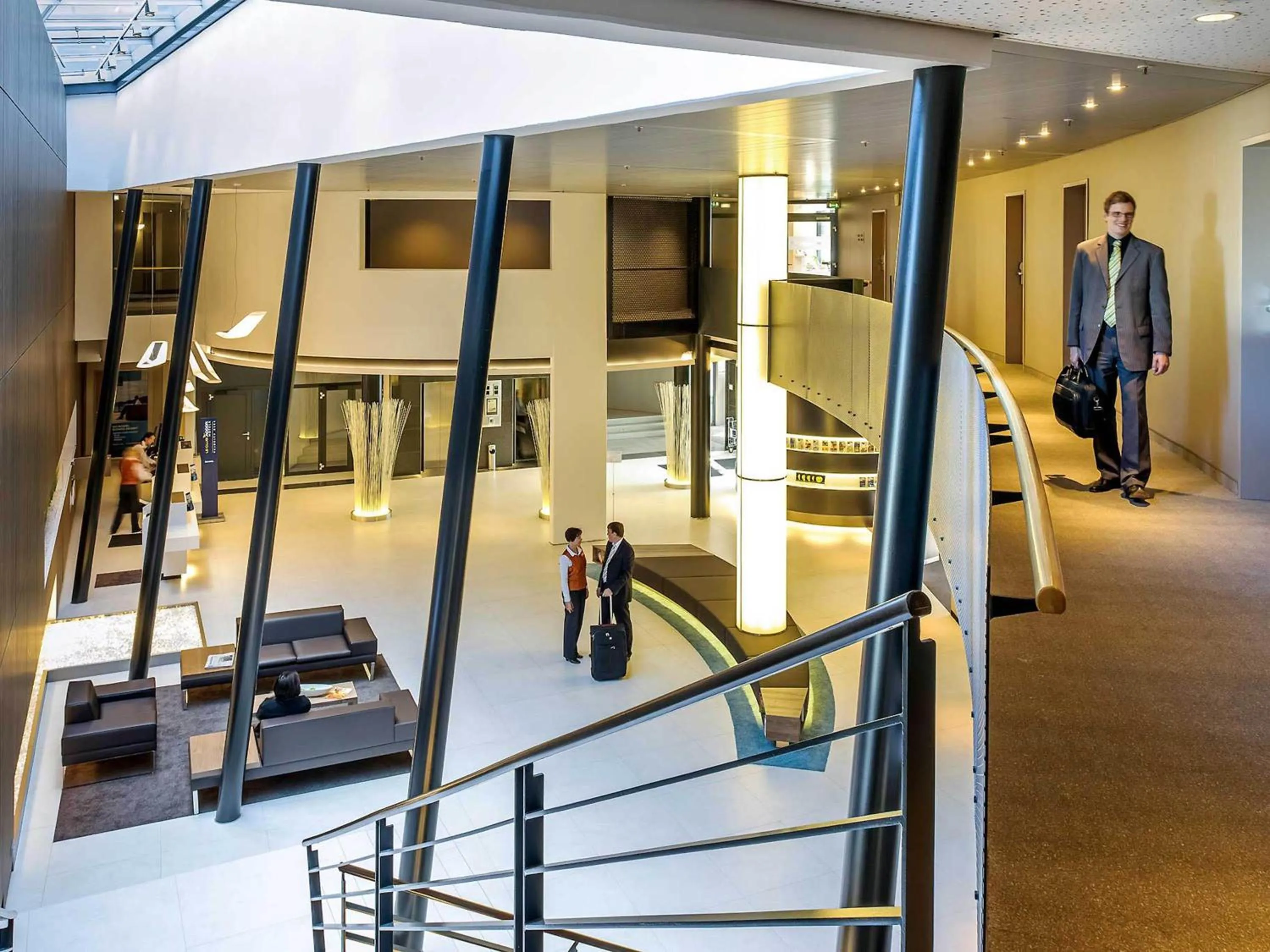 Lounge or bar in Novotel Hannover