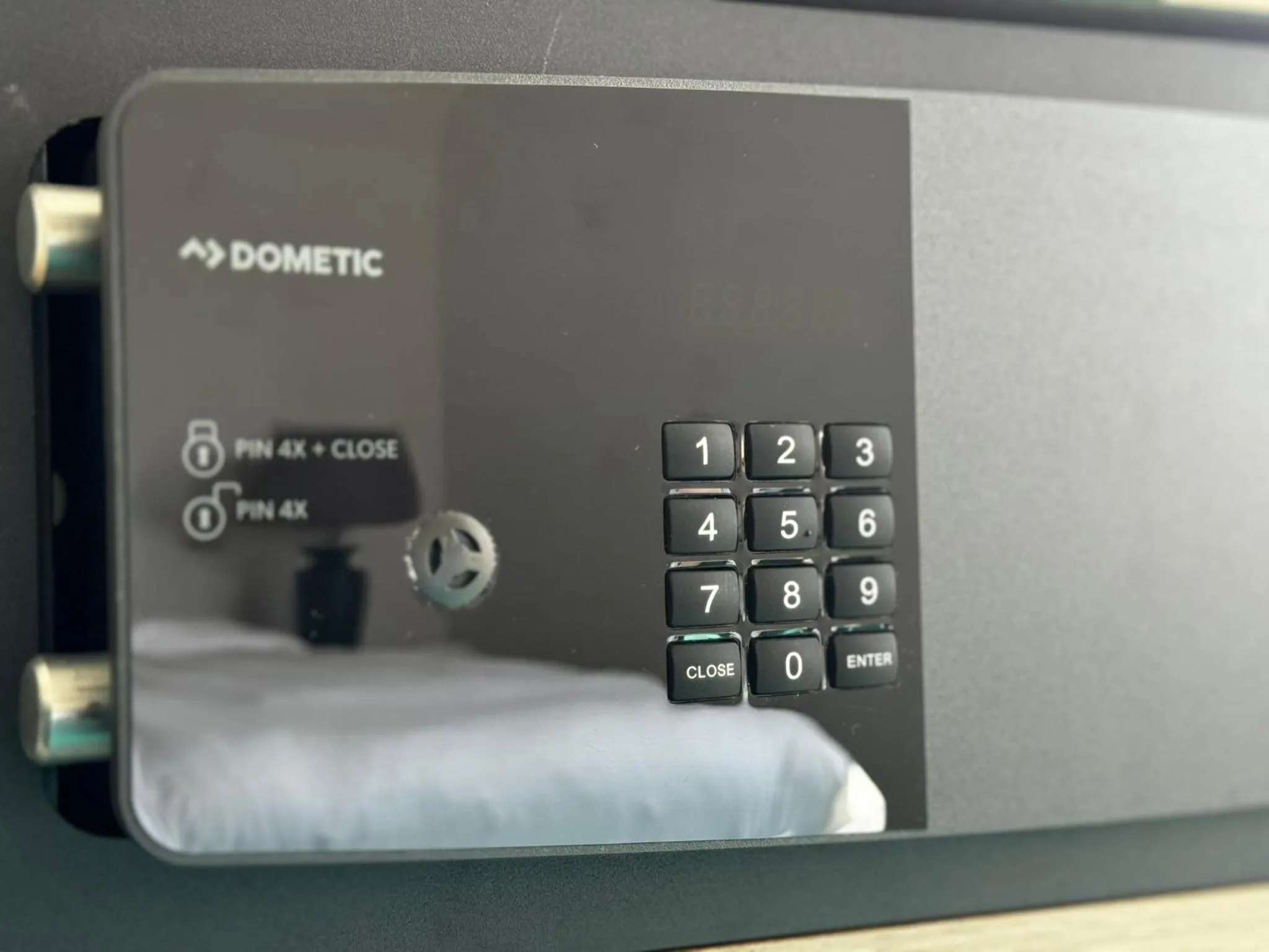 safe in Rhein-Hotel Nierstein