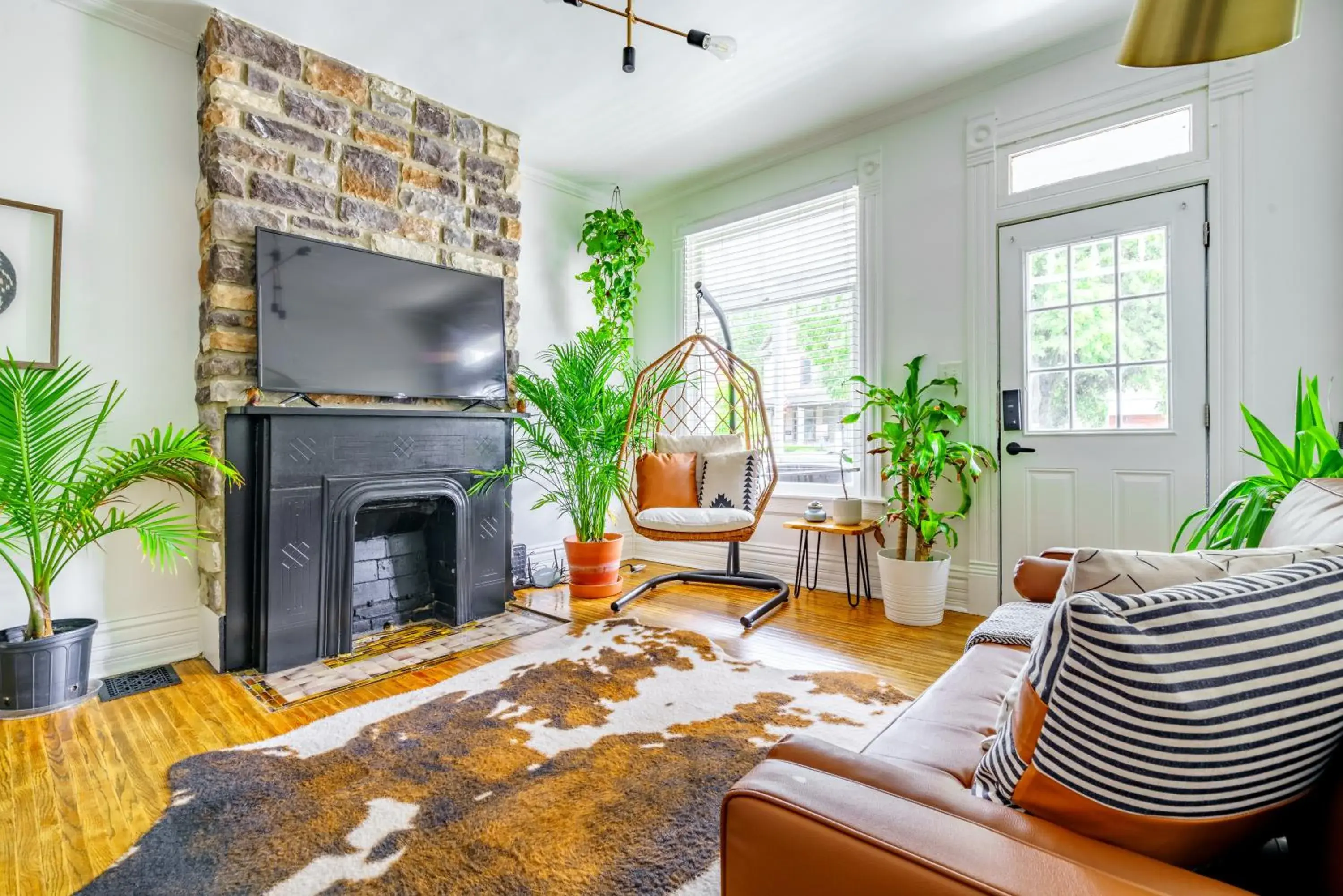 Jungle House Luxury Stays - Columbus Downtown Short North Jungle House Luxury Stays - Columbus Downtown Short North