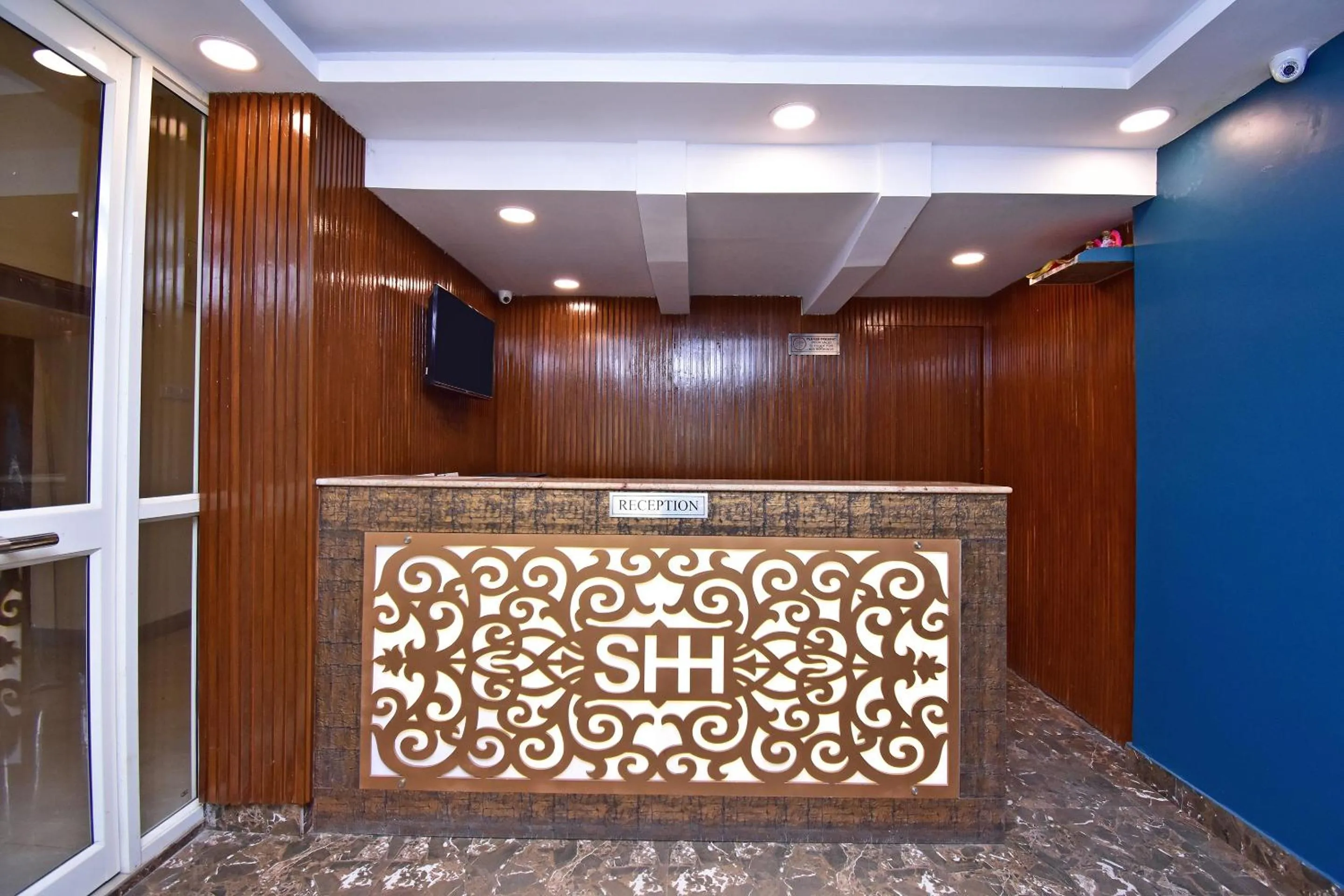 Lobby or reception in Hotel O Stay hub park street