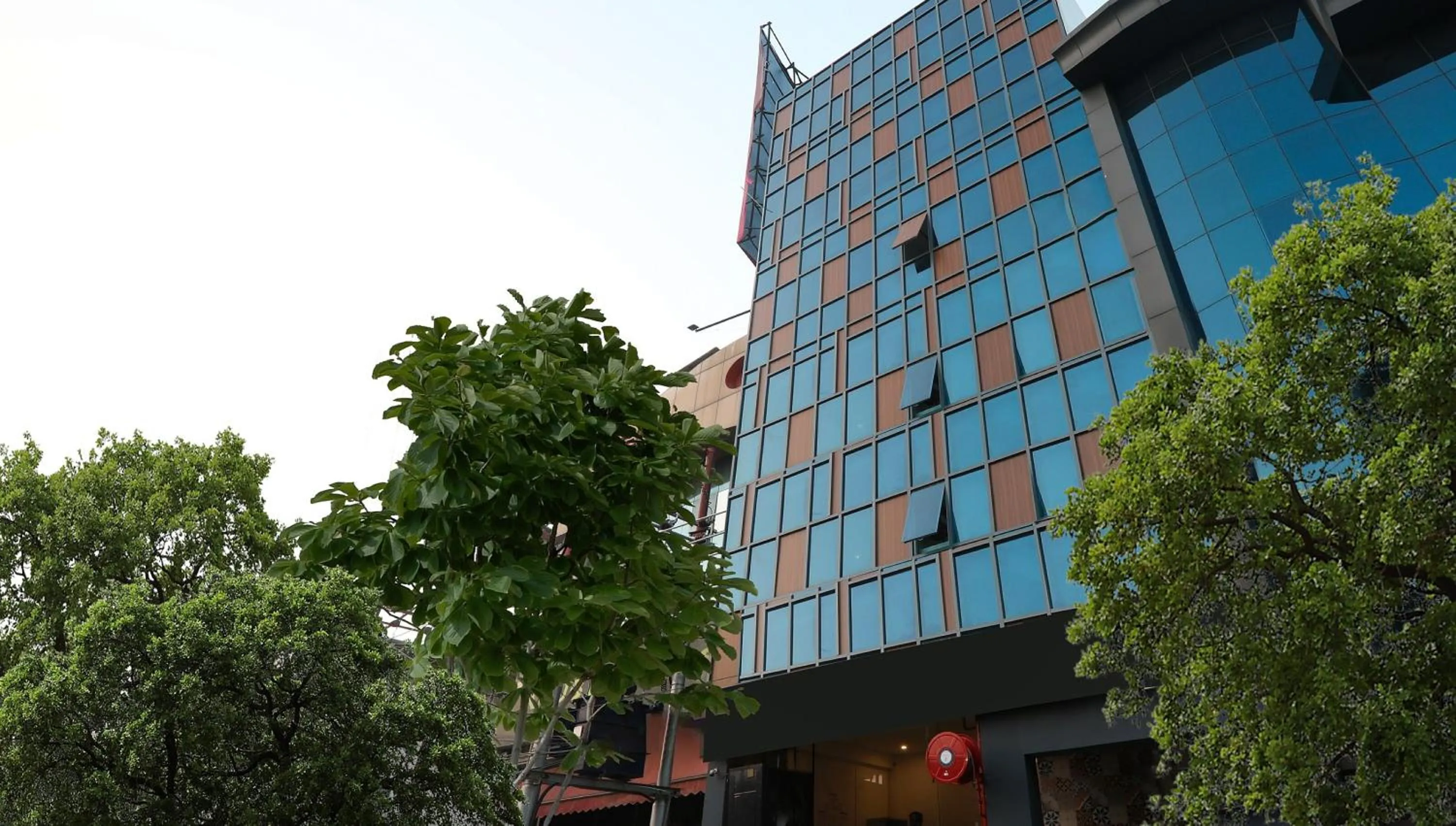 Facade/entrance in Collection O Insight Inn Near Gomti Riverfront Park