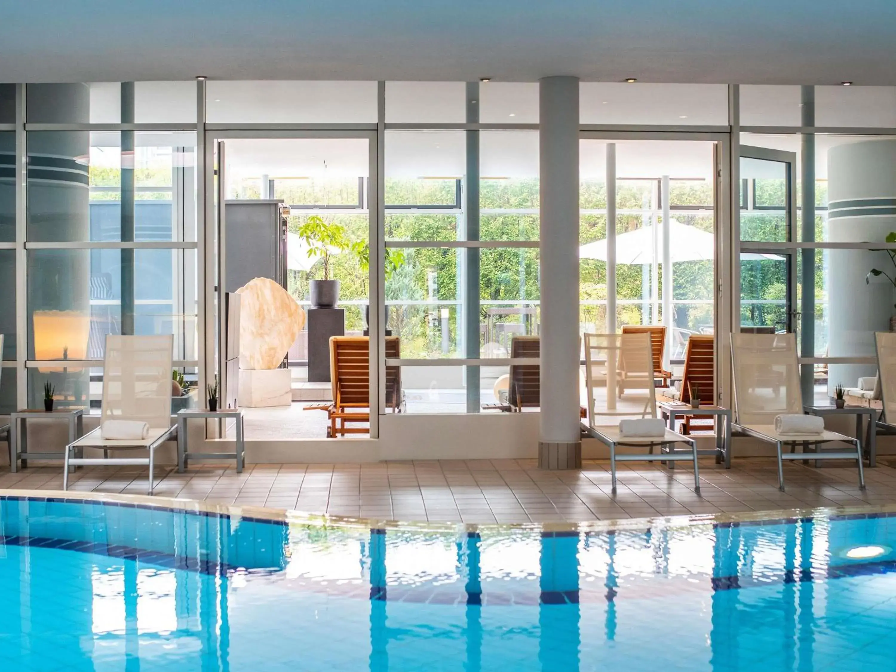 Pool view in Pullman Stuttgart Fontana Pool view in Pullman Stuttgart Fontana