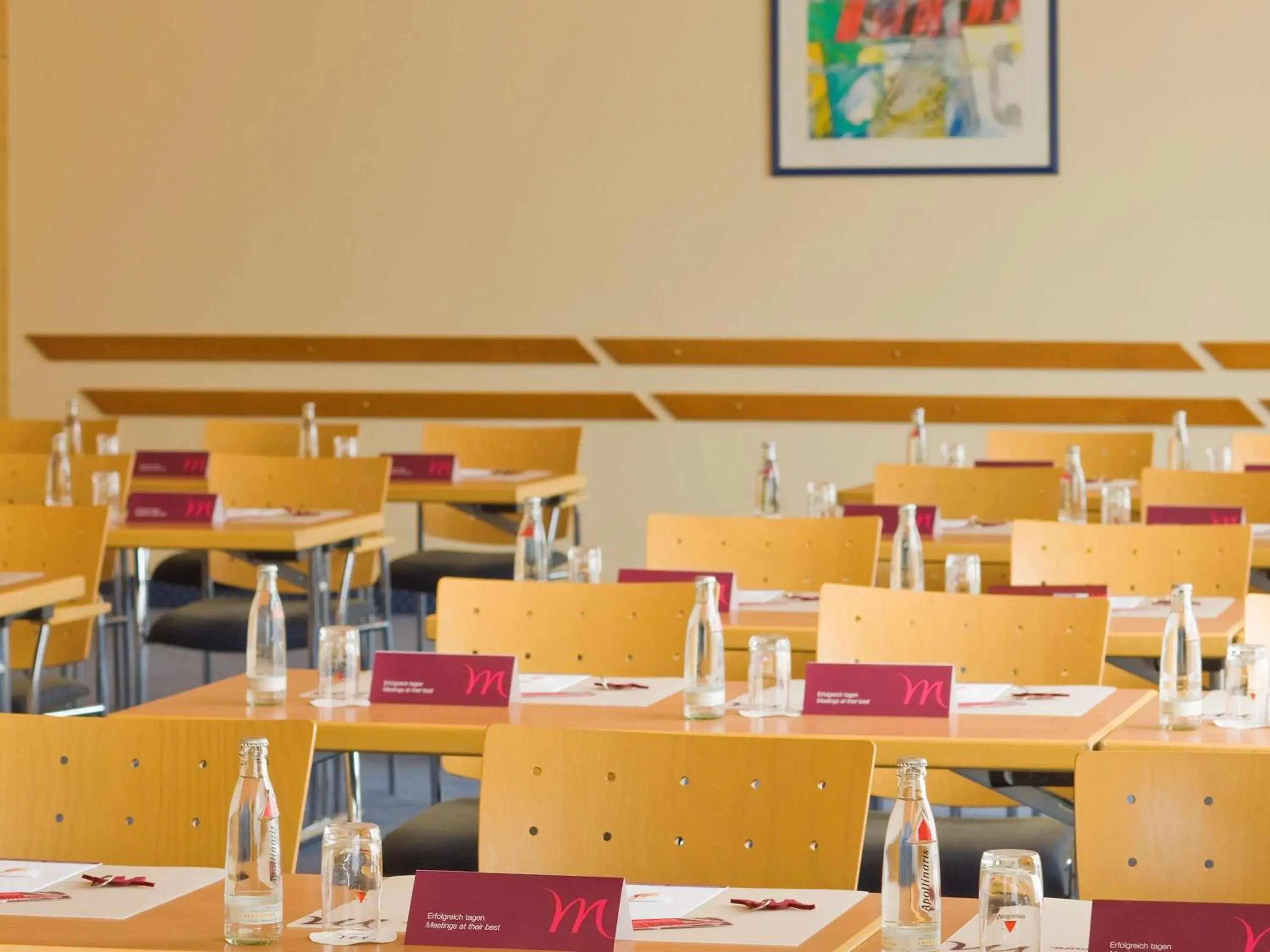 Meeting/conference room, Restaurant/Places to Eat in Mercure Hotel Bad Homburg Friedrichsdorf