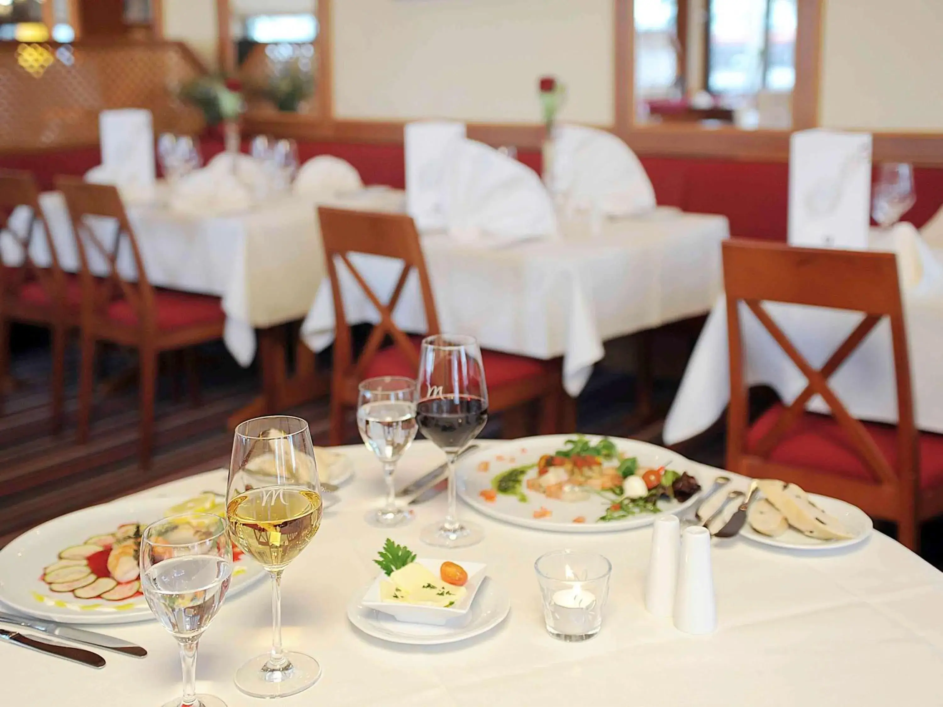 Restaurant/Places to Eat in Mercure Hotel Bad Homburg Friedrichsdorf