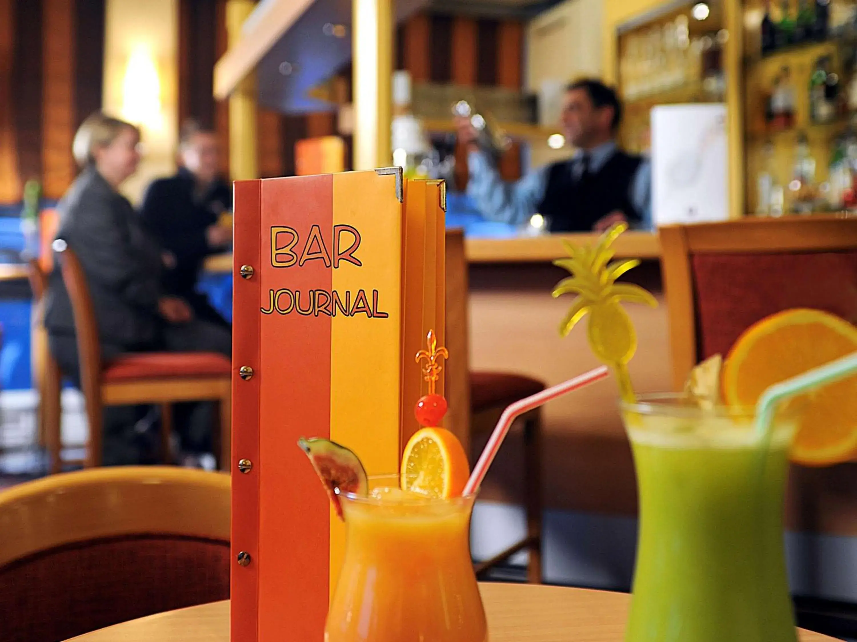 Lounge or bar, Restaurant/Places to Eat in Mercure Hotel Bad Homburg Friedrichsdorf