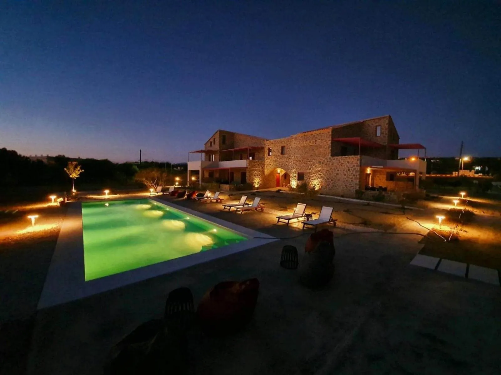 Abeloessa Methonian Hospitality