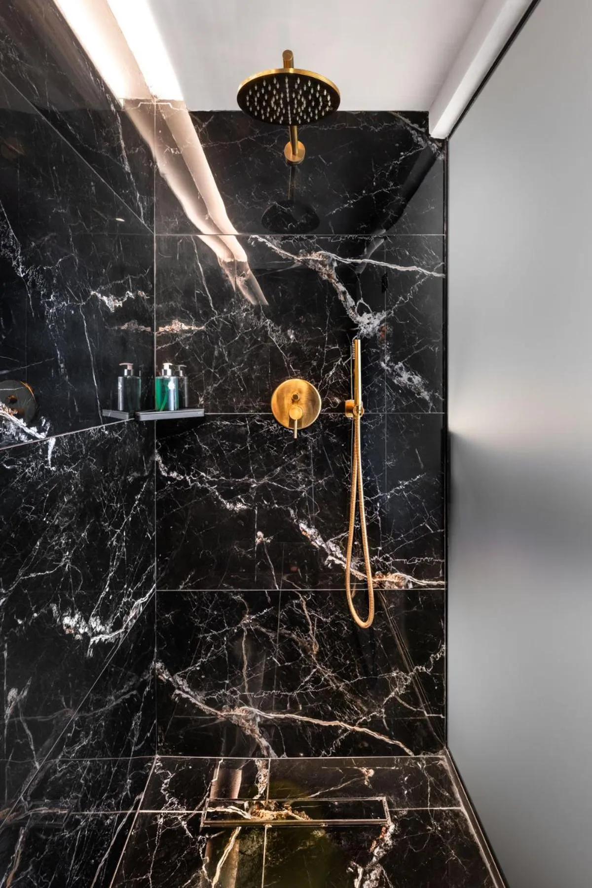 Bathroom in The Newel Acropolis