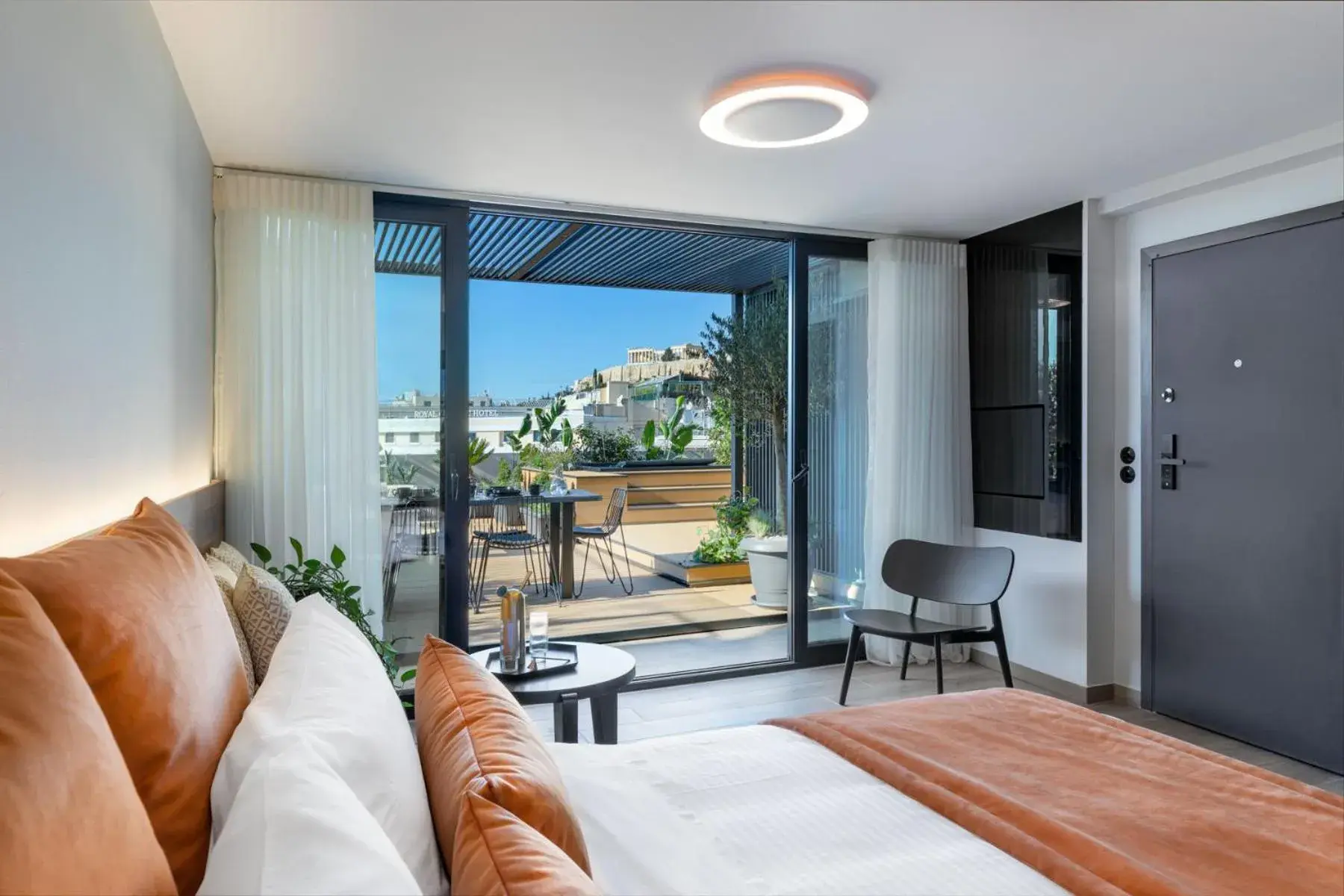 Photo of the whole room, Bed in The Newel Acropolis Photo of the whole room, Bed in The Newel Acropolis