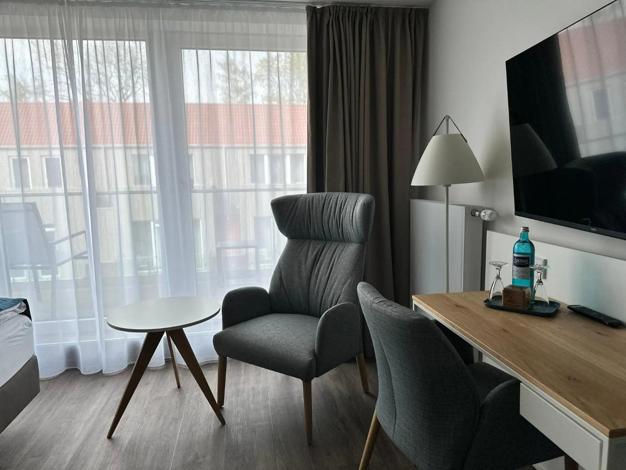 Communal lounge/ TV room in Hotel Schöne Aussicht