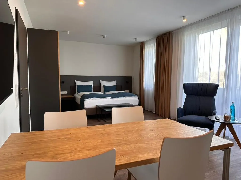 Photo of the whole room, Bed in Hotel Schöne Aussicht