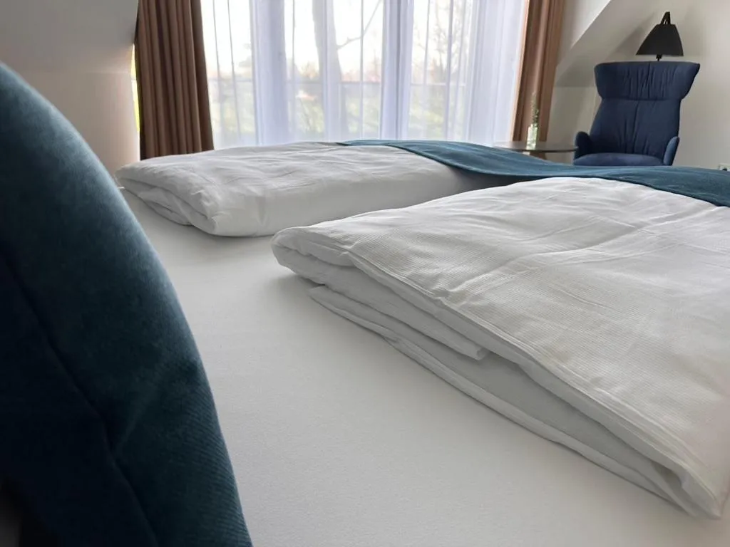 Bed in Hotel Schöne Aussicht