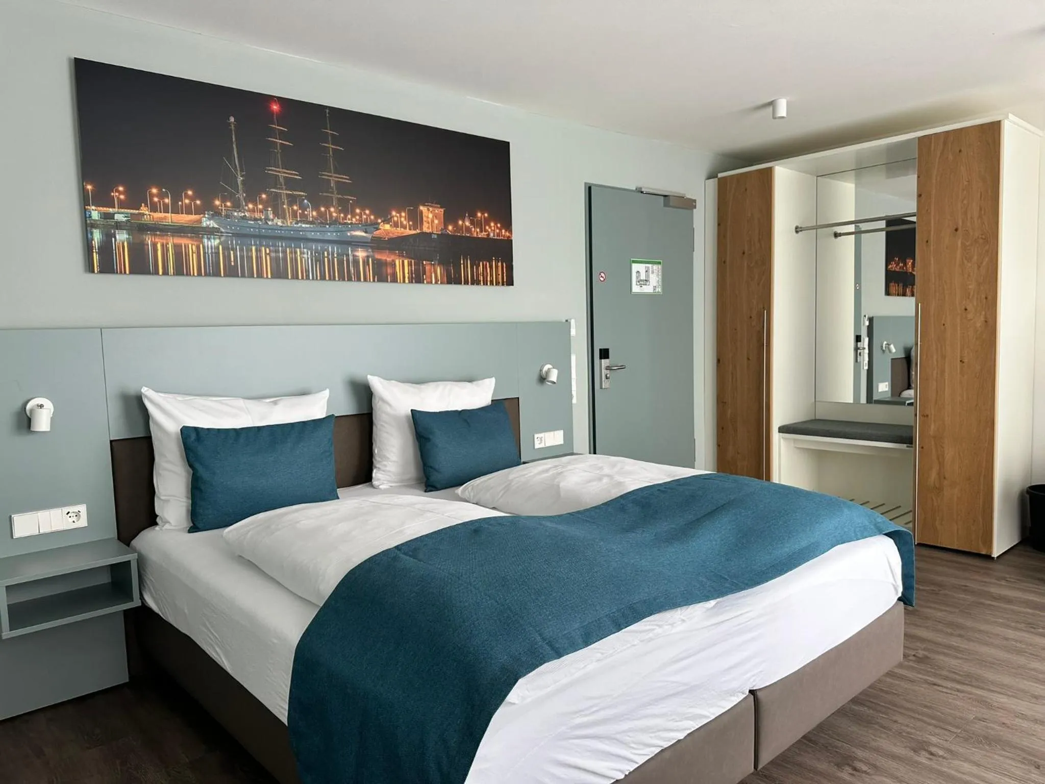 Bed in Hotel Schöne Aussicht