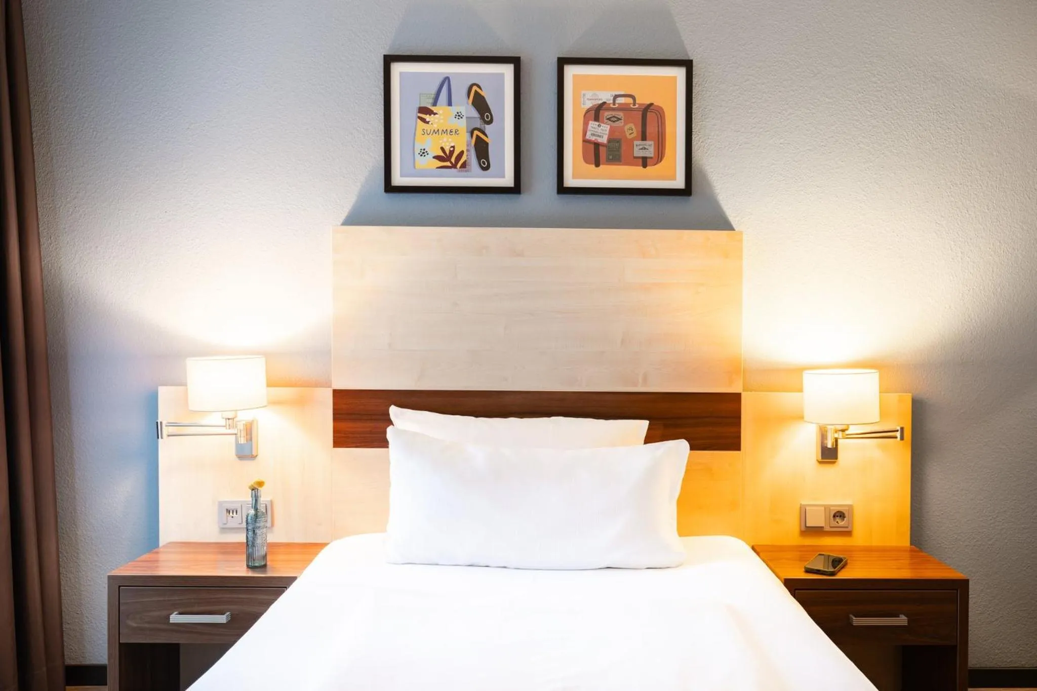 Bed in Garner Hotel Cologne Porz - Airport by IHG