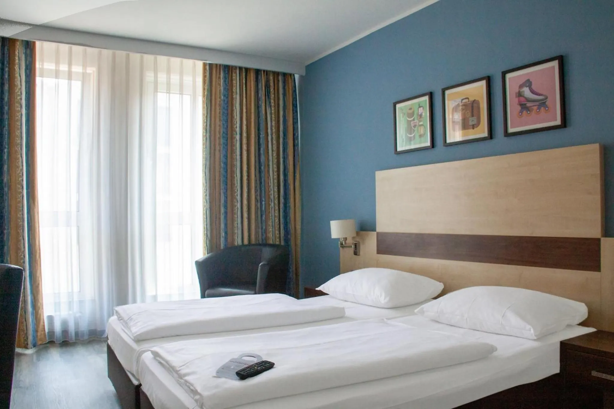 Photo of the whole room, Bed in Garner Hotel Cologne Porz - Airport by IHG
