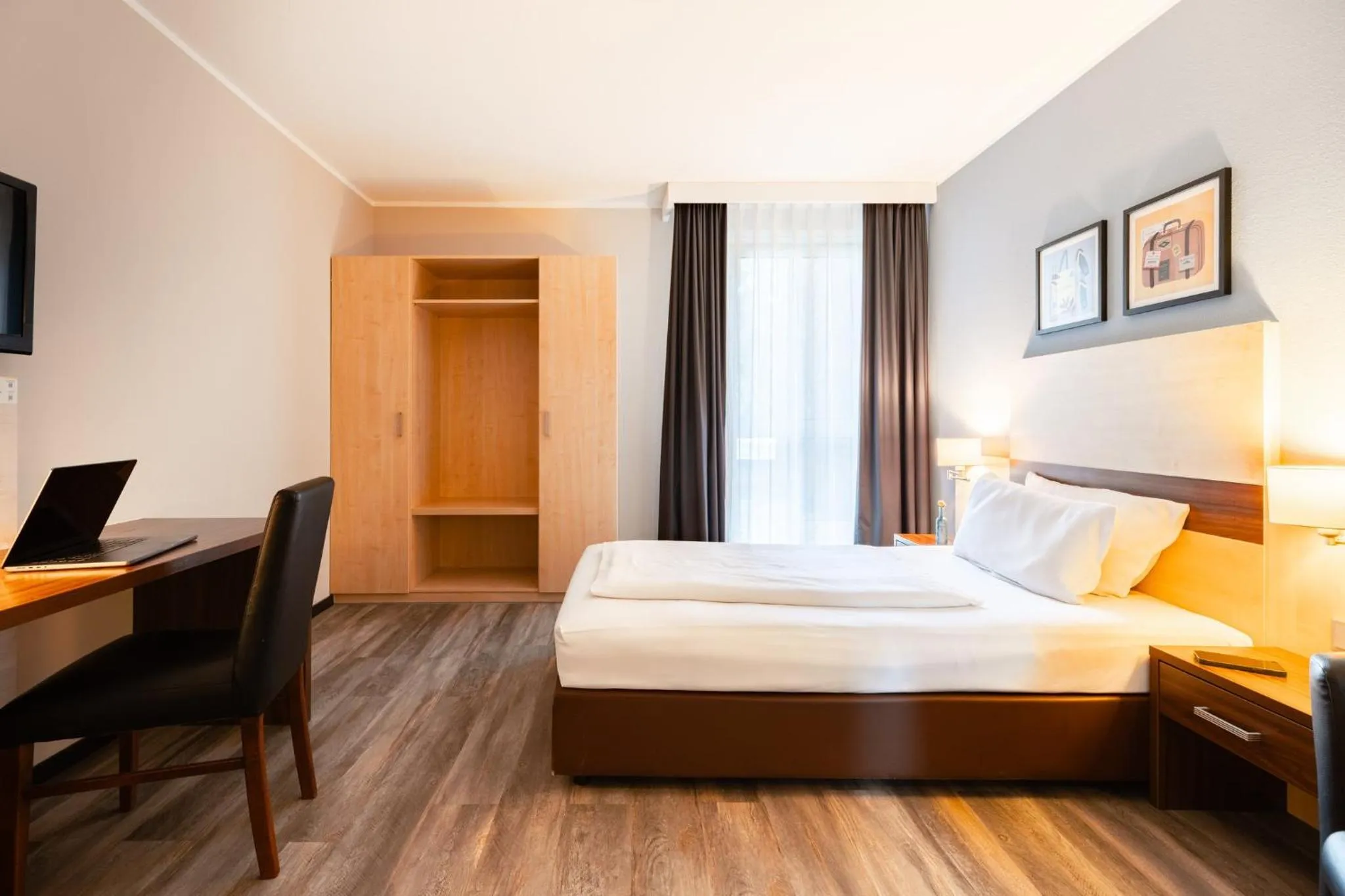 Photo of the whole room, Bed in Garner Hotel Cologne Porz - Airport by IHG