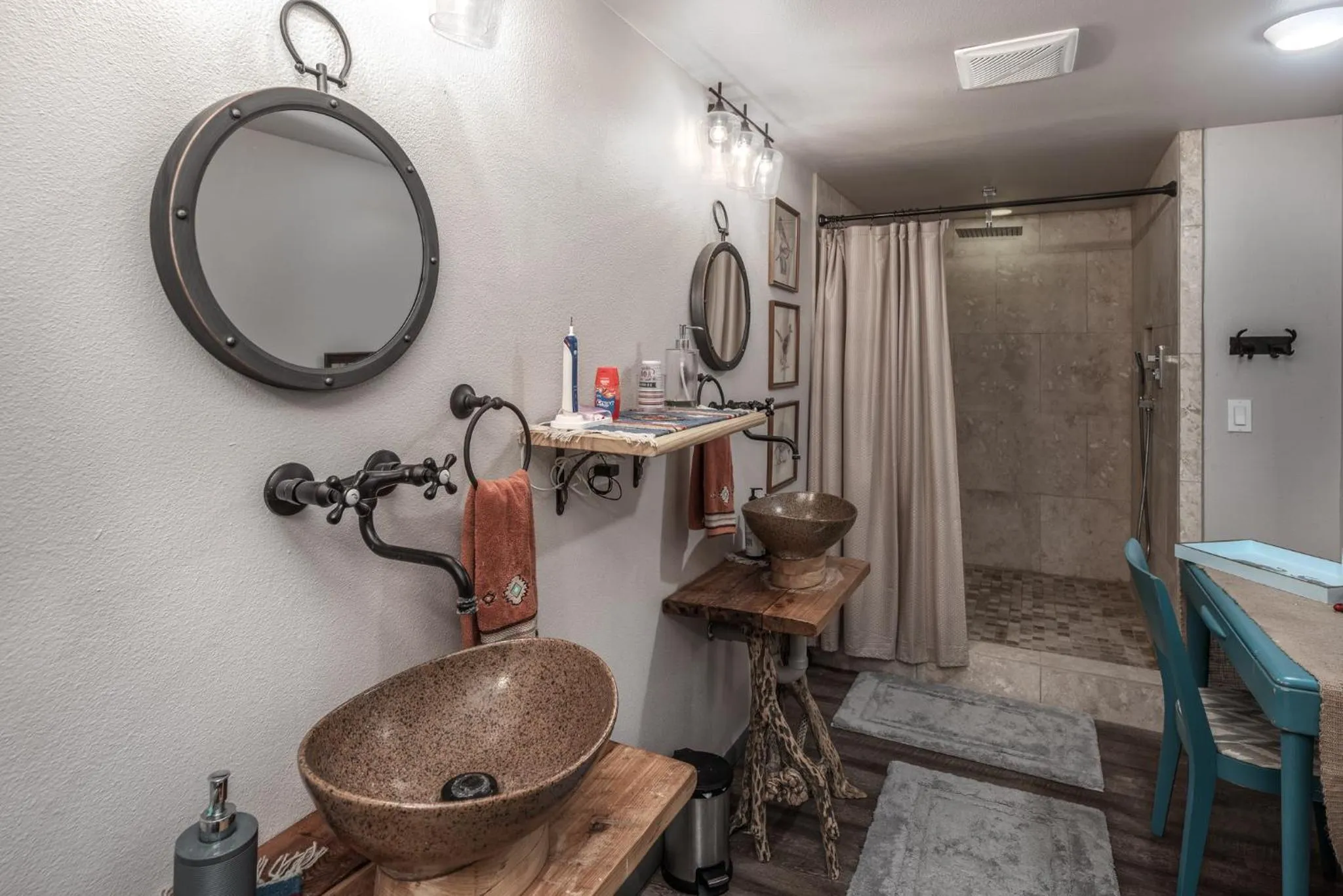 Property building in Valley View