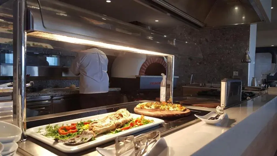Restaurant/places to eat in HARMONY CREST RESORT & SPA Adults Only Restaurant/places to eat in HARMONY CREST RESORT & SPA Adults Only