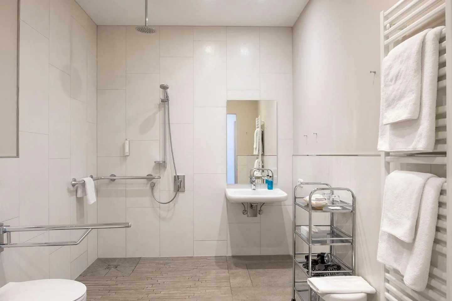 Bathroom in Romantik Hotel Kieler Kaufmann