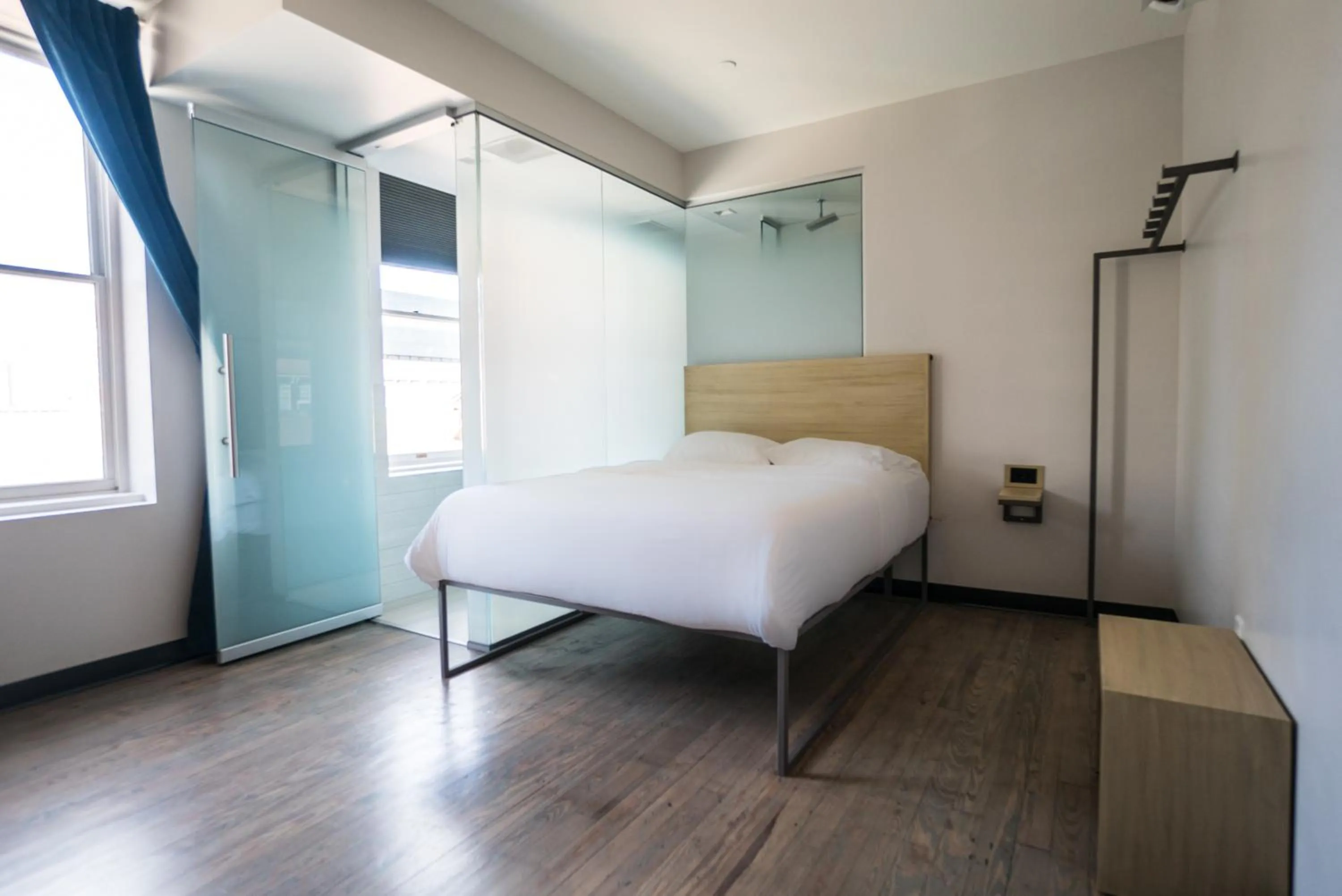 Property building, Bed in SOVA Micro-Room & Social Hotel